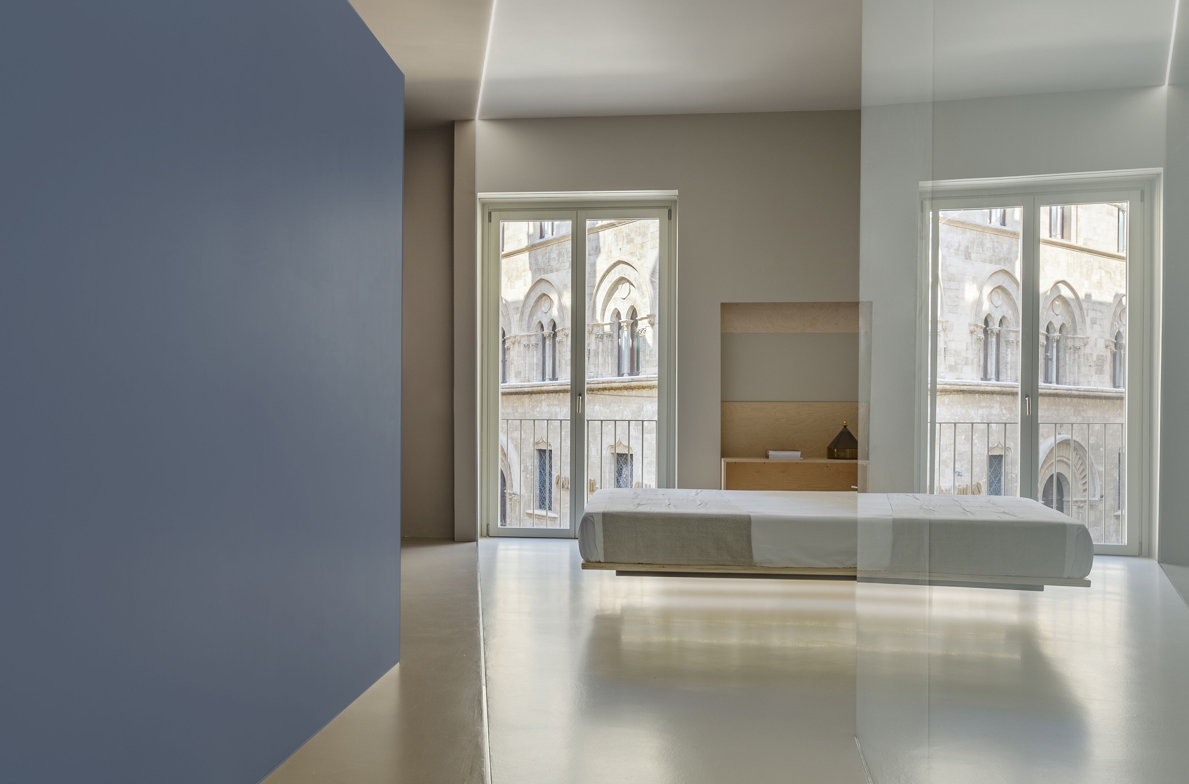 Fiveplace Design Suite & Apartments