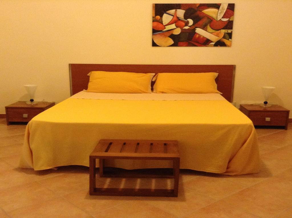 Trinacria Rooms B&B
