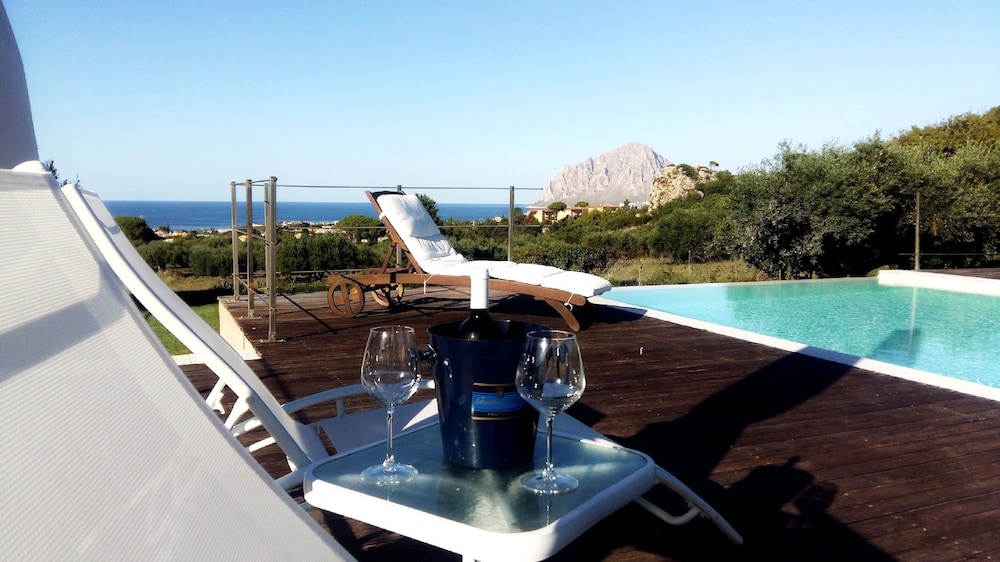 Villa Maria Con Piscina E Vista Mare