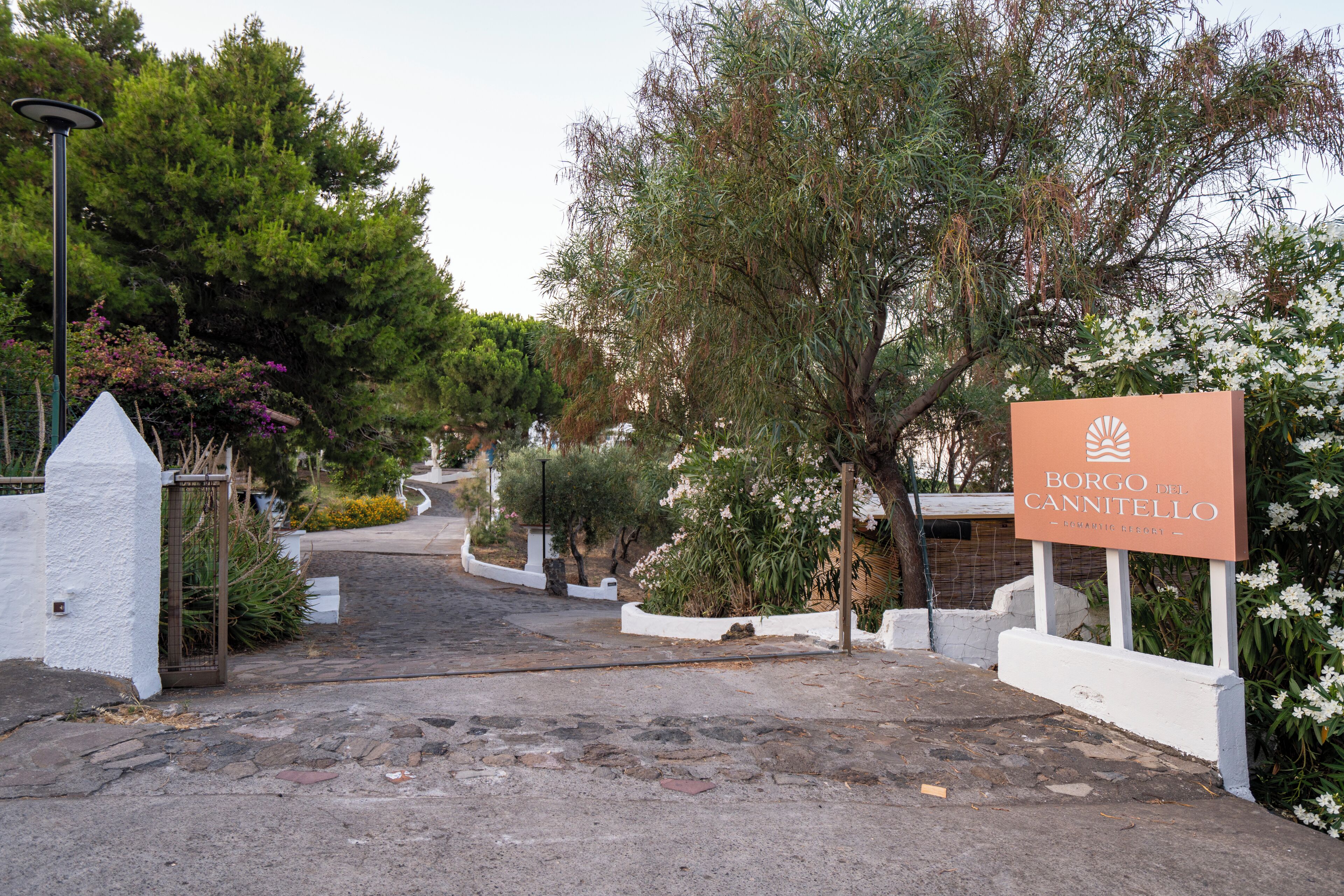 Borgo del Cannitello Romantic Boutique Resort