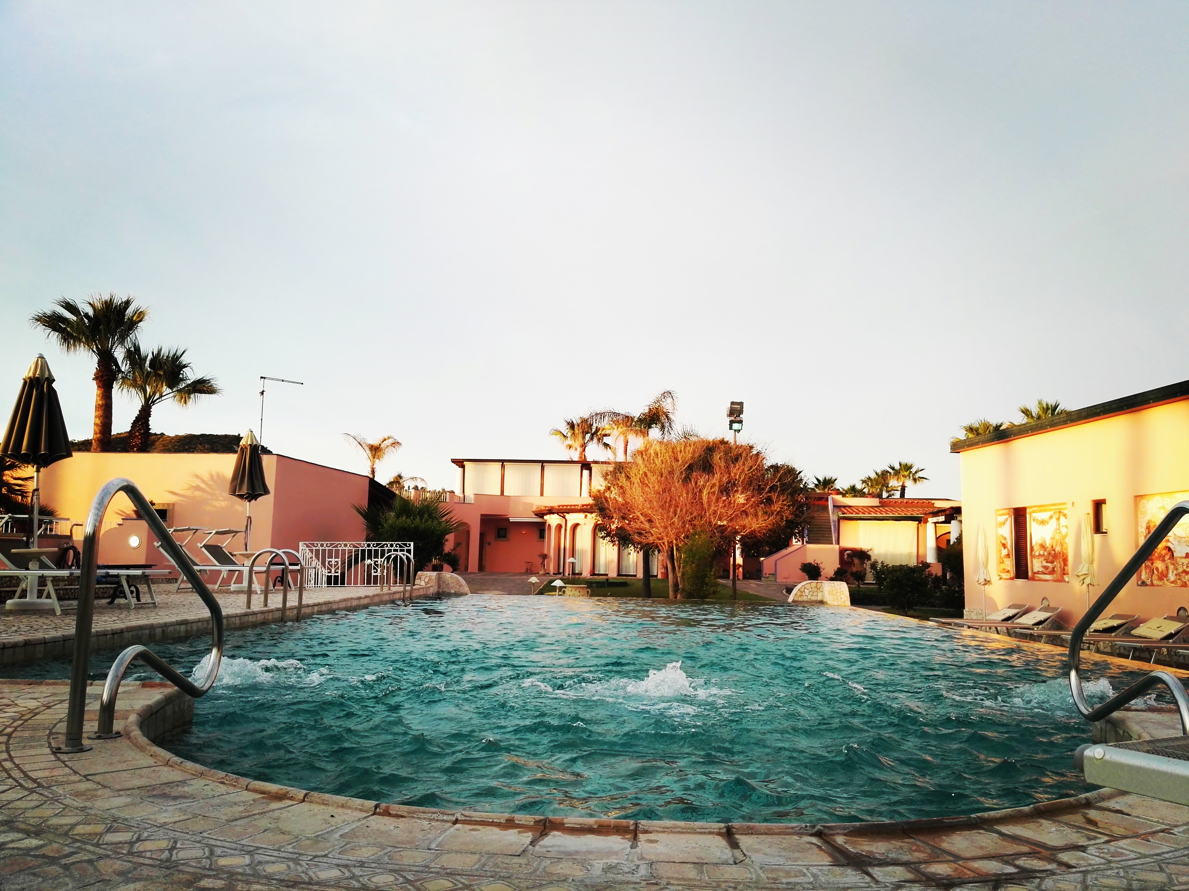 Hotel Eros