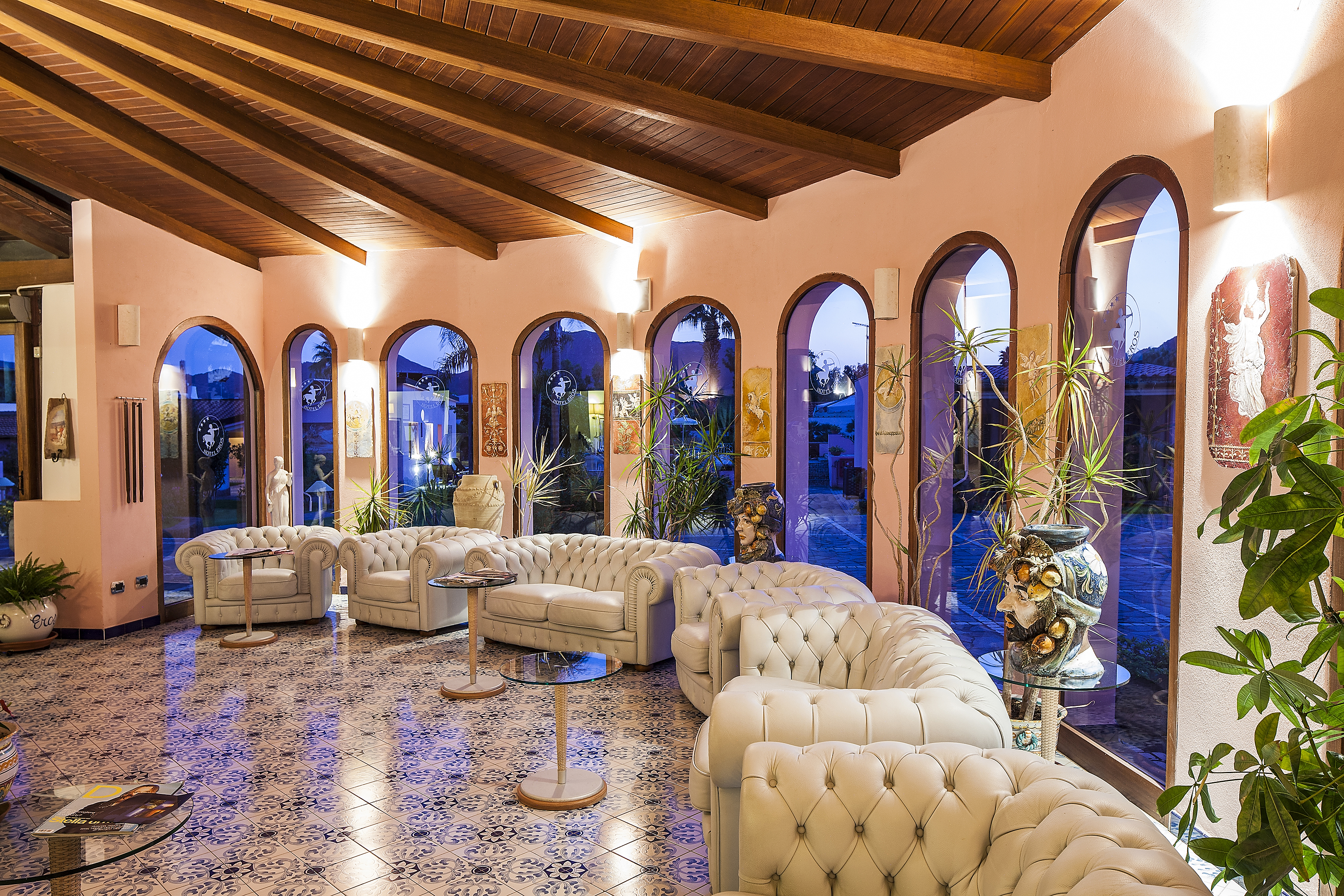 Hotel Eros