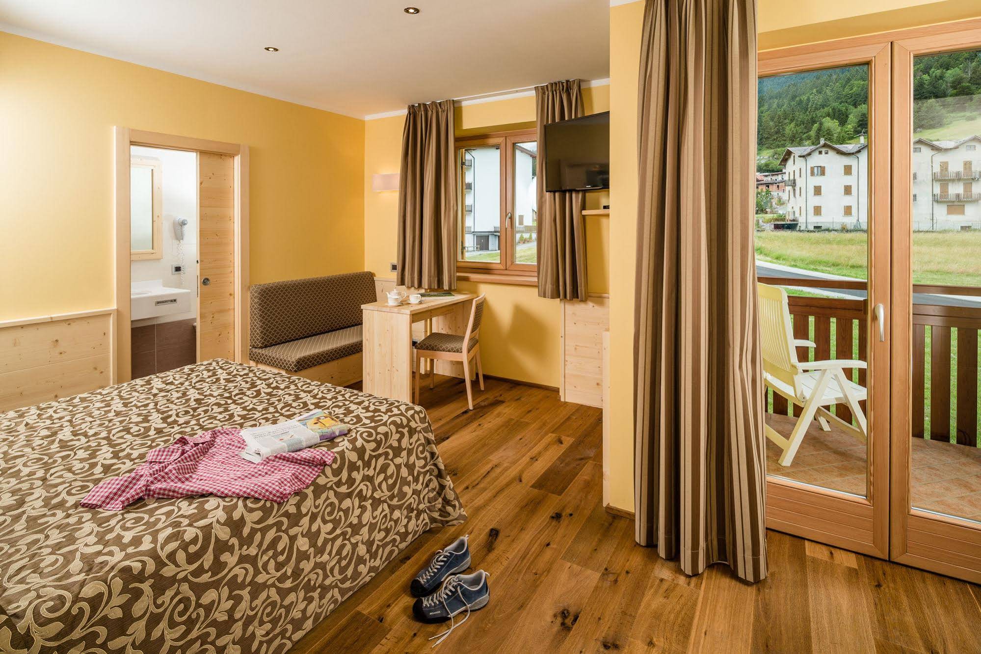 Hotel Serena
