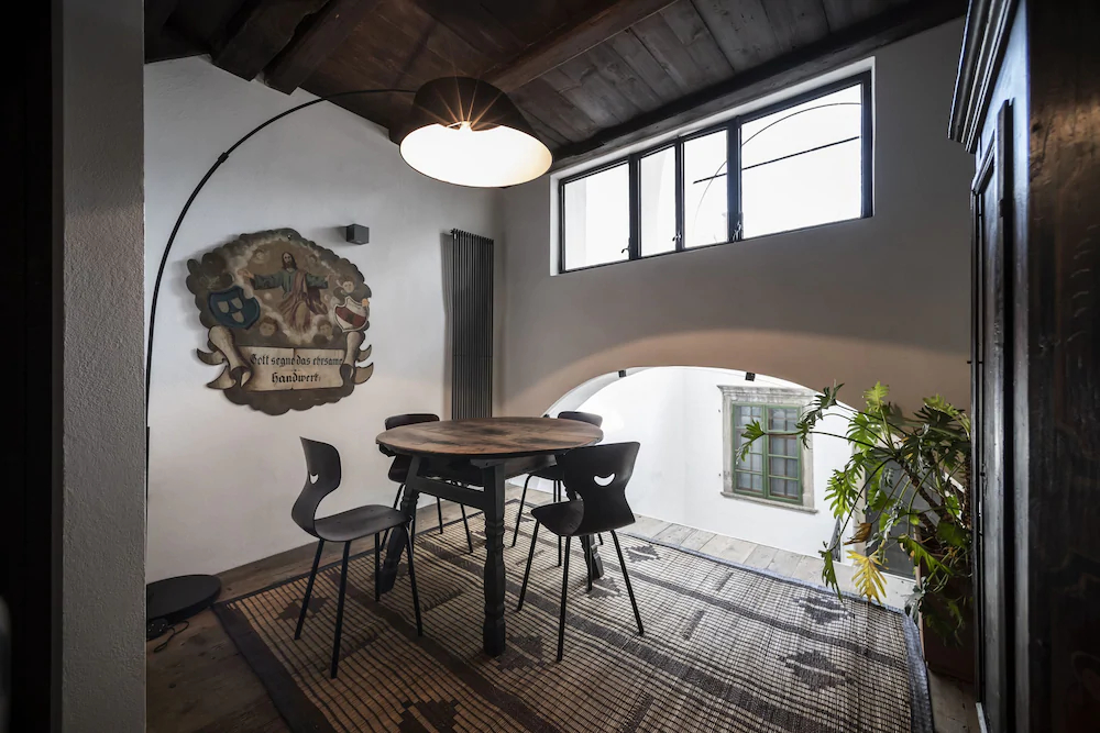 Goldenstern Townhouse