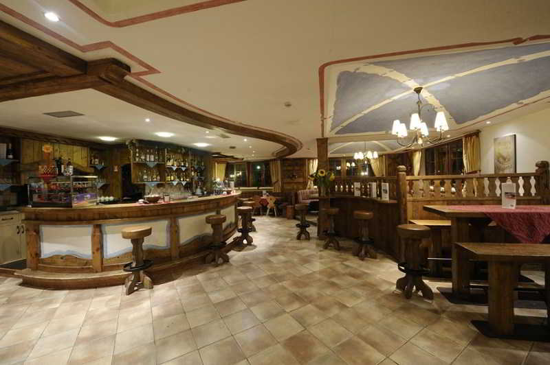 Golf Hotel