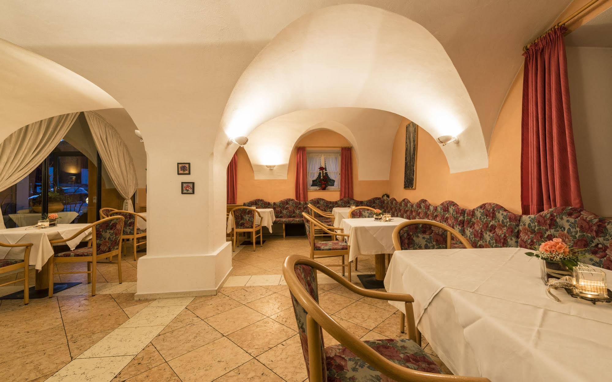 Wirtshaus & Hotel Lener