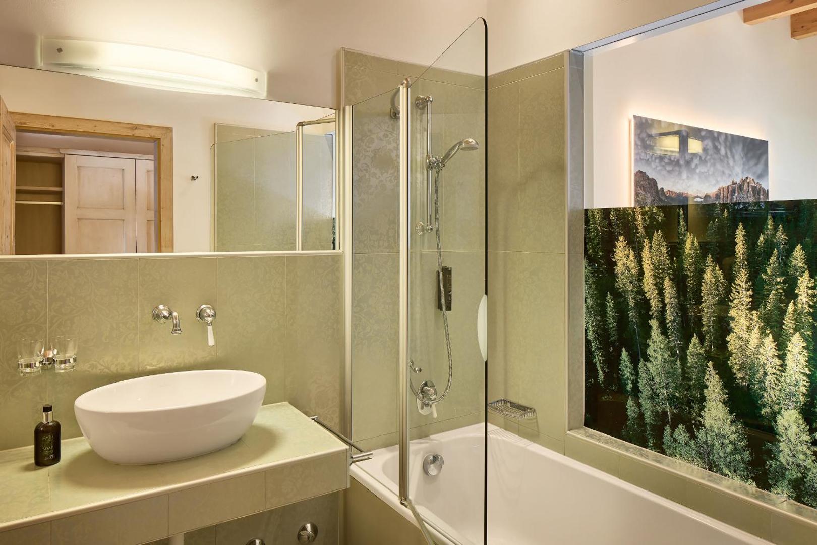 Dolomit Homes & Hotel