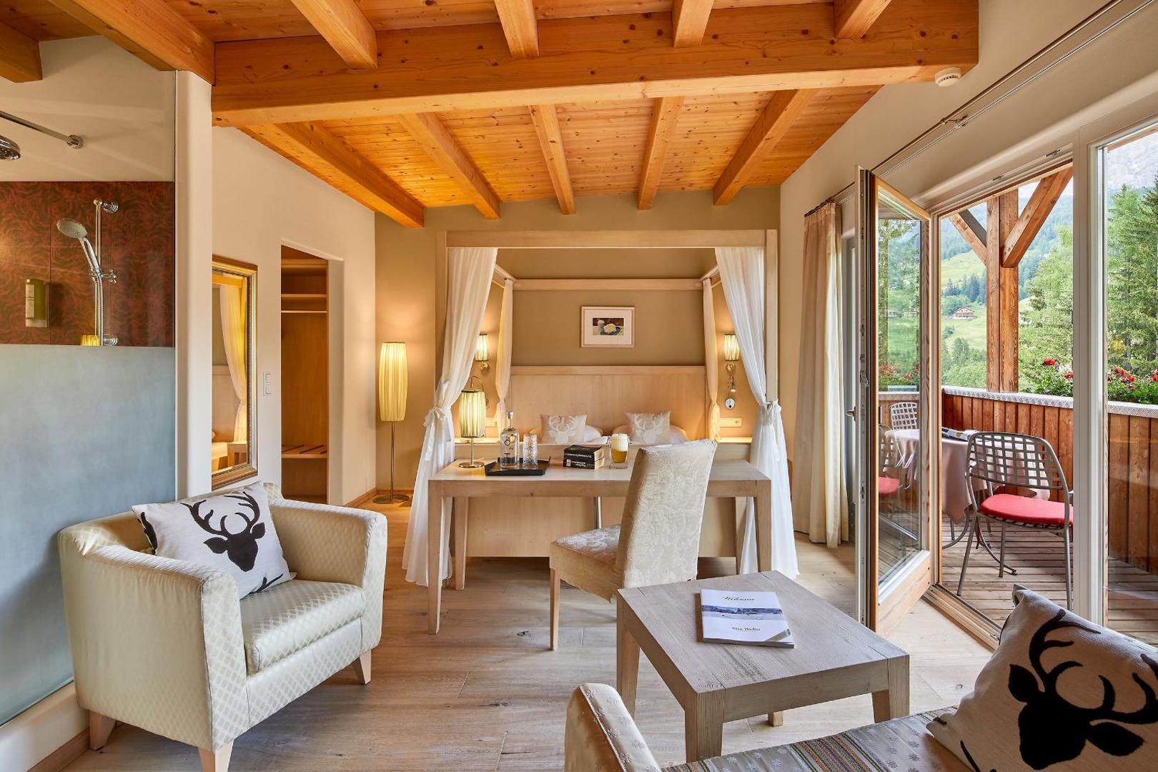 Dolomit Homes & Hotel