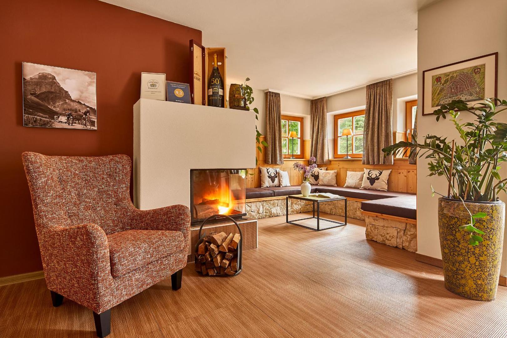 Dolomit Homes & Hotel