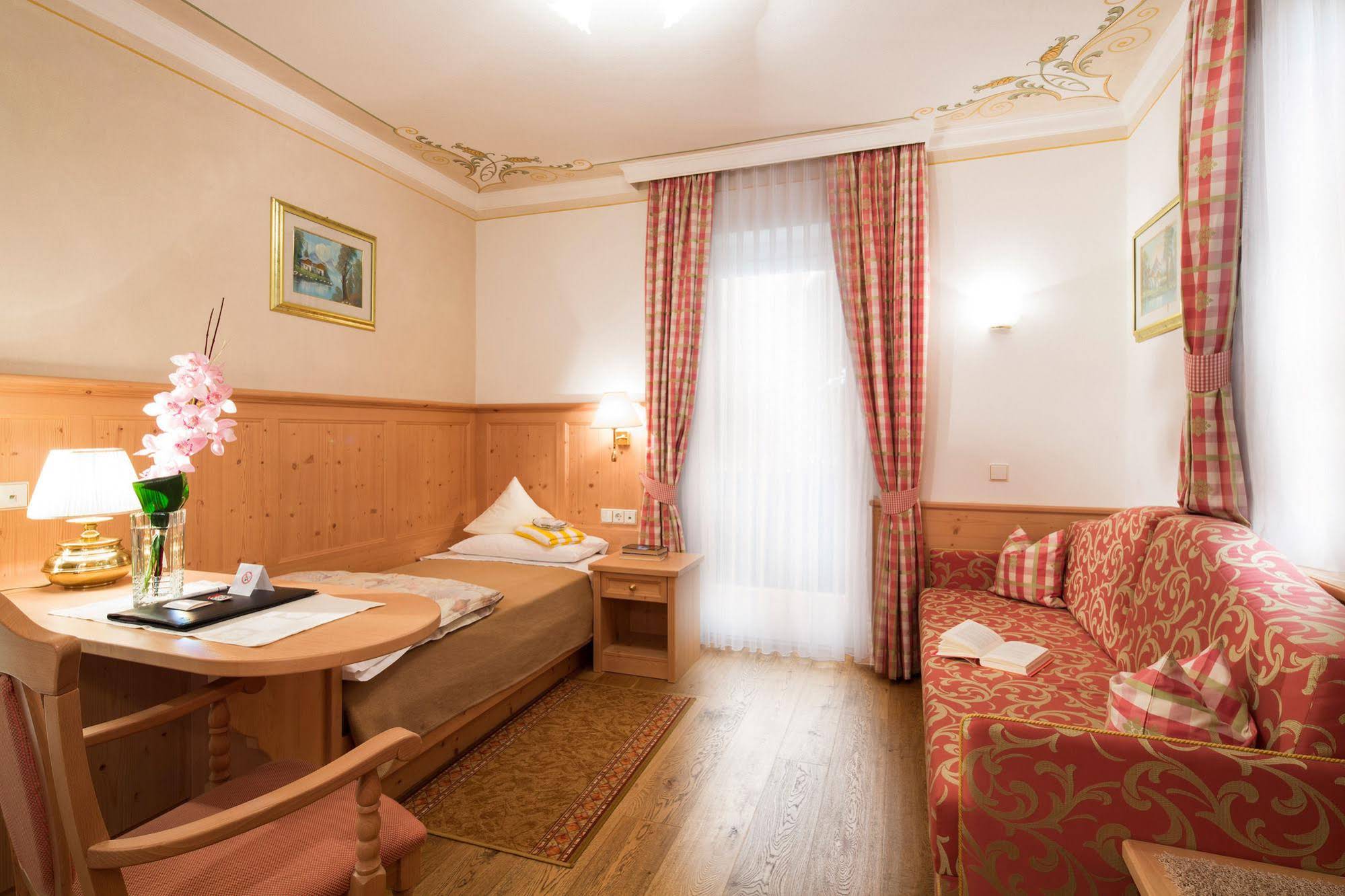 Hotel Savoy