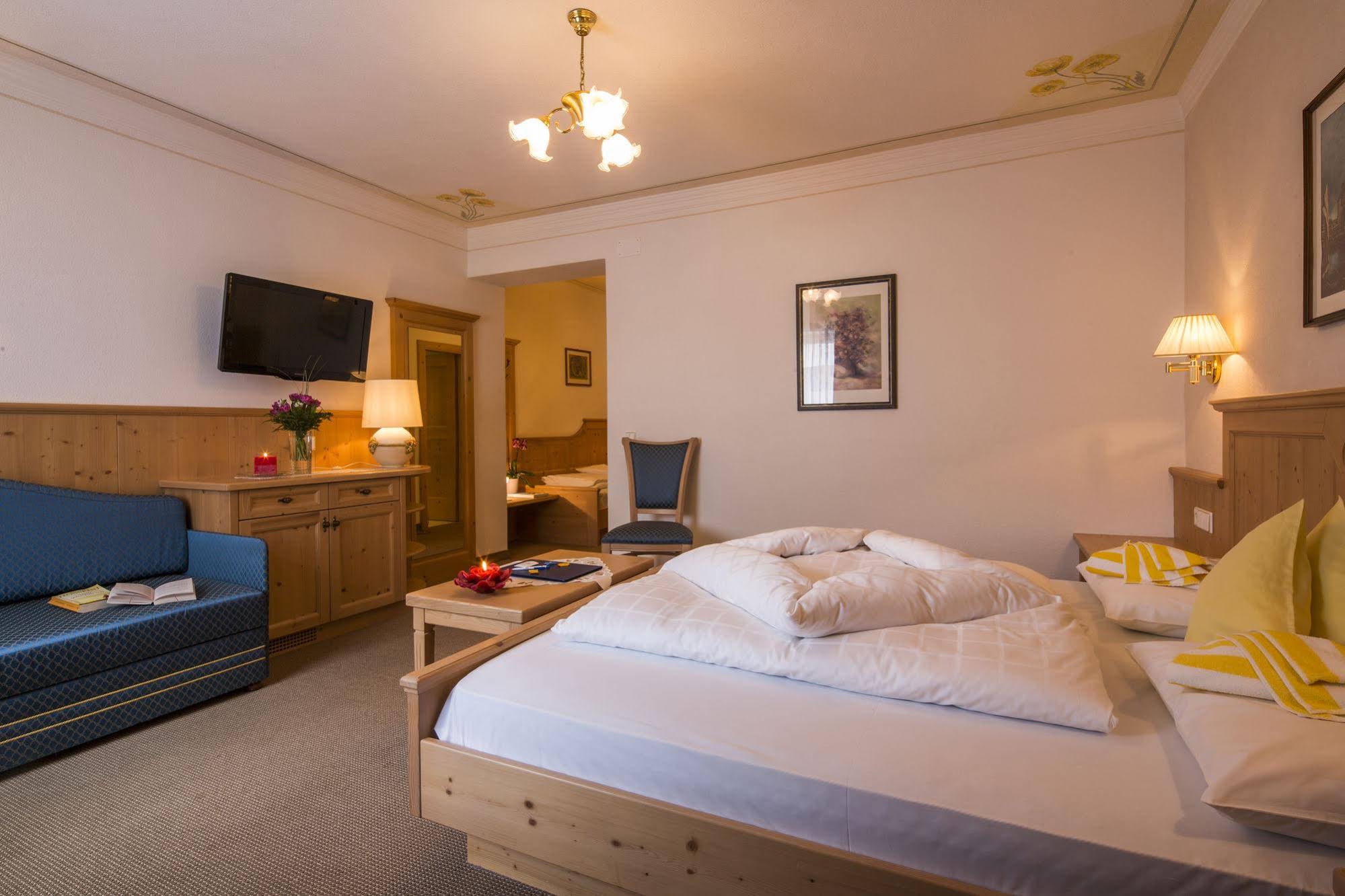 Hotel Savoy