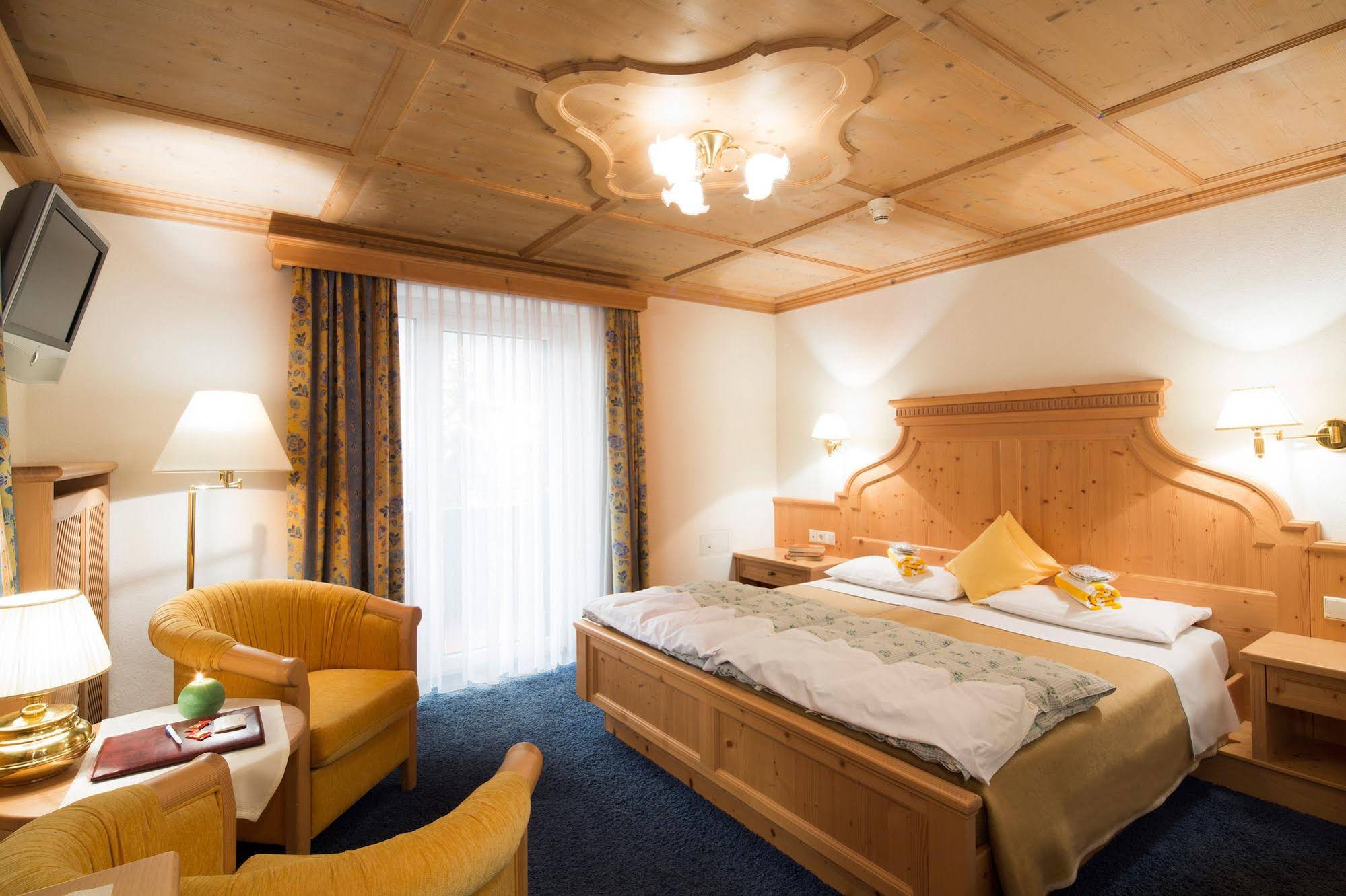 Hotel Savoy