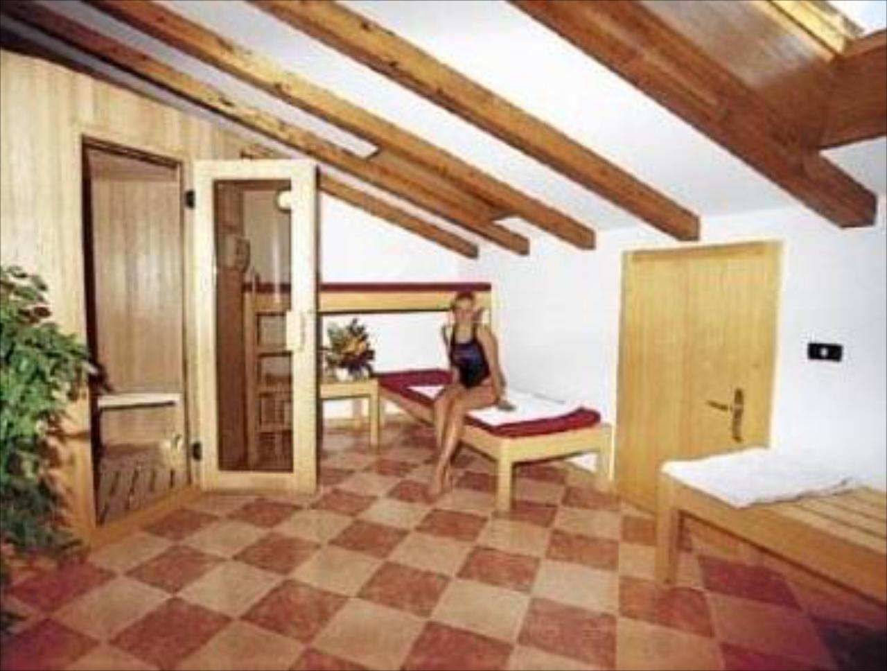 Hotel Ambassador