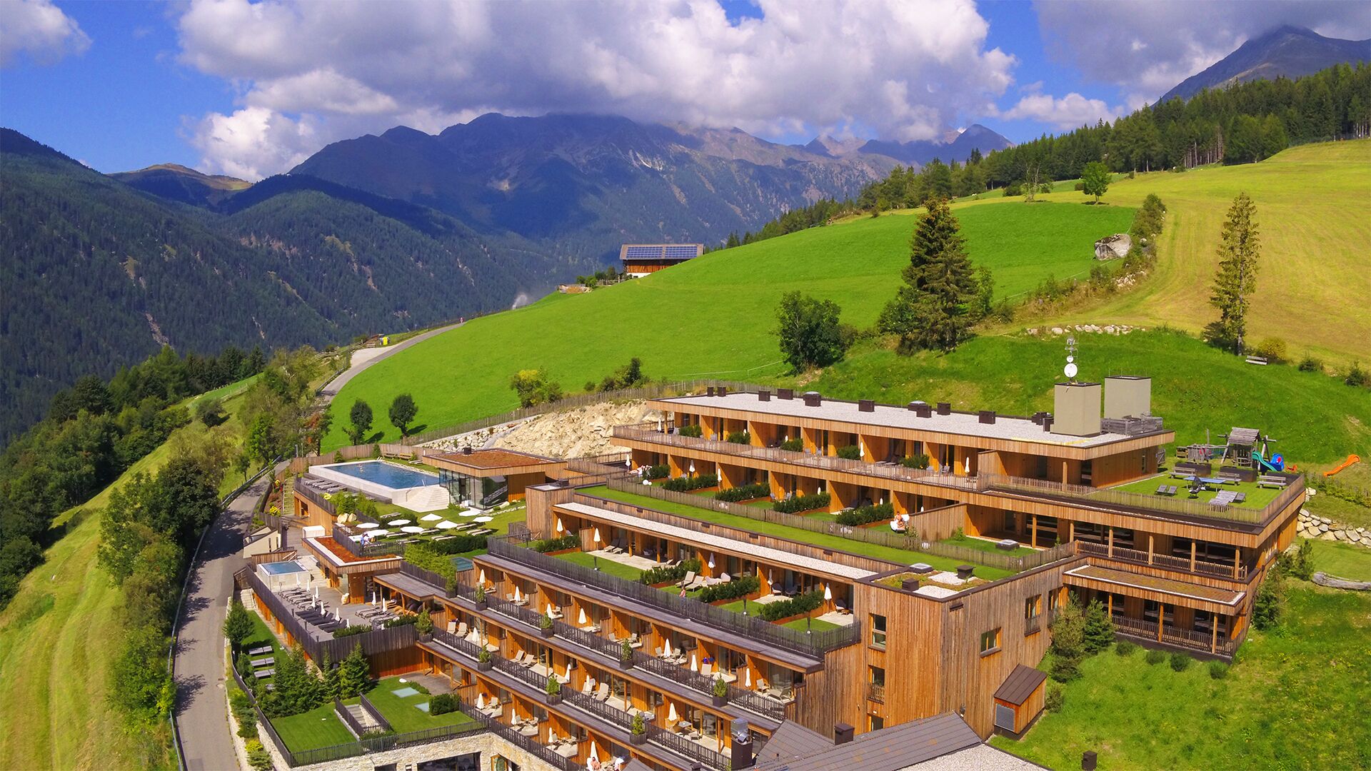Tratterhof Mountain Sky Hotel
