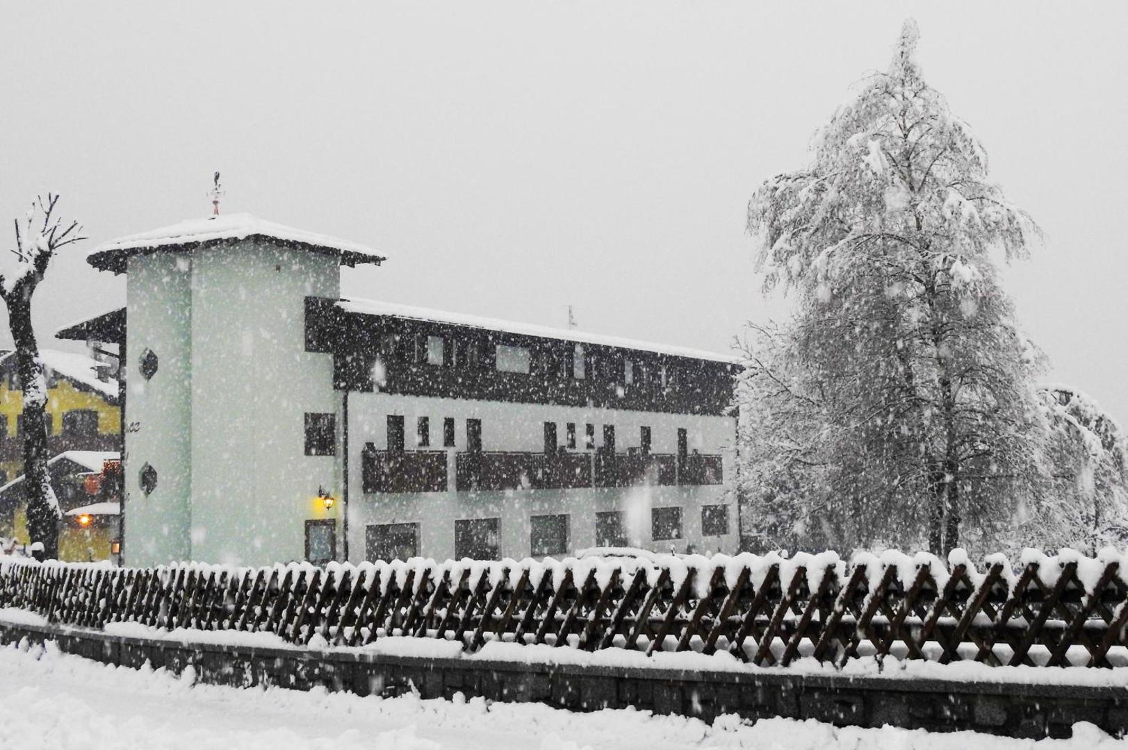 Hotel Casteluce