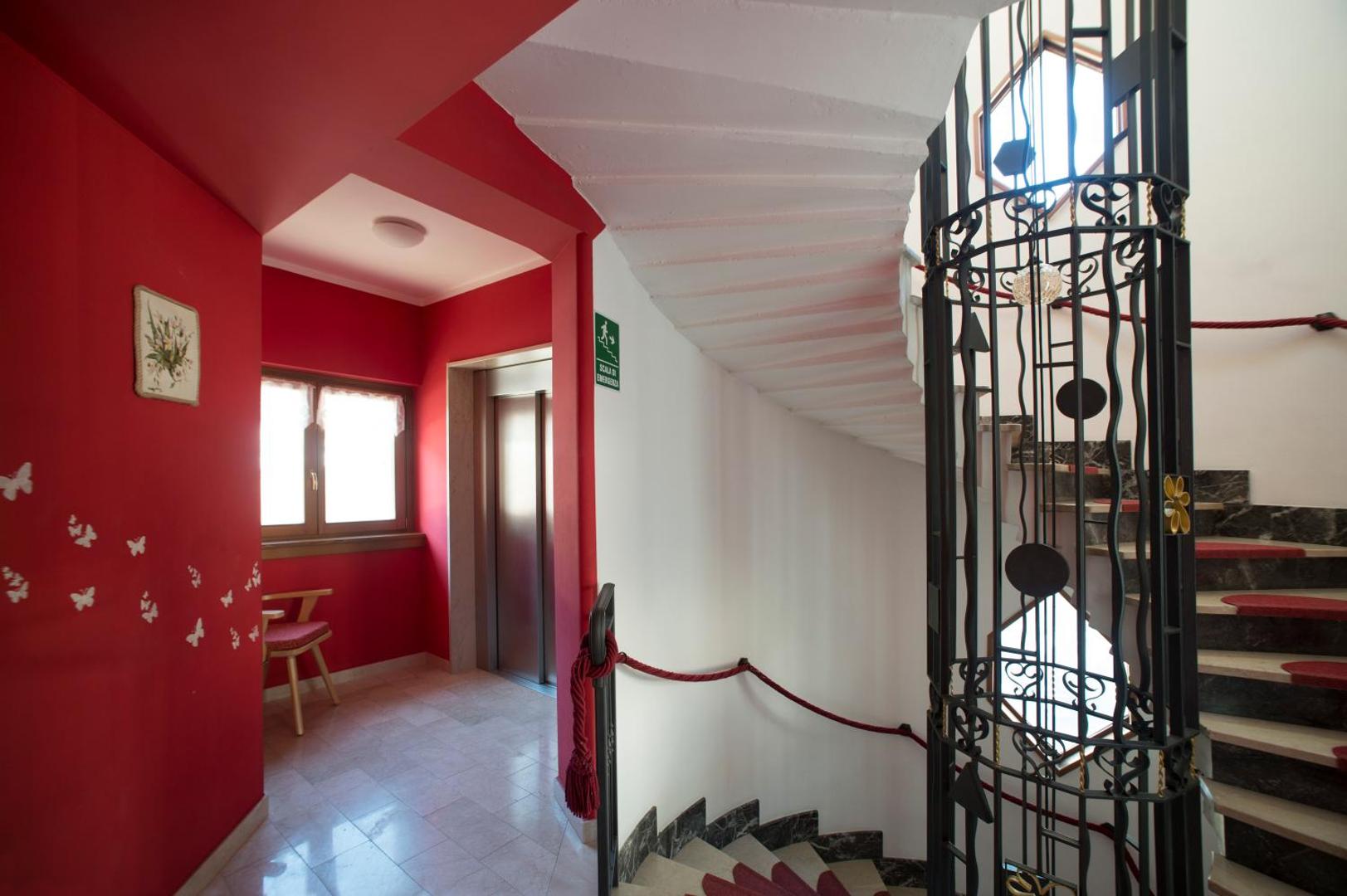 Hotel Casteluce
