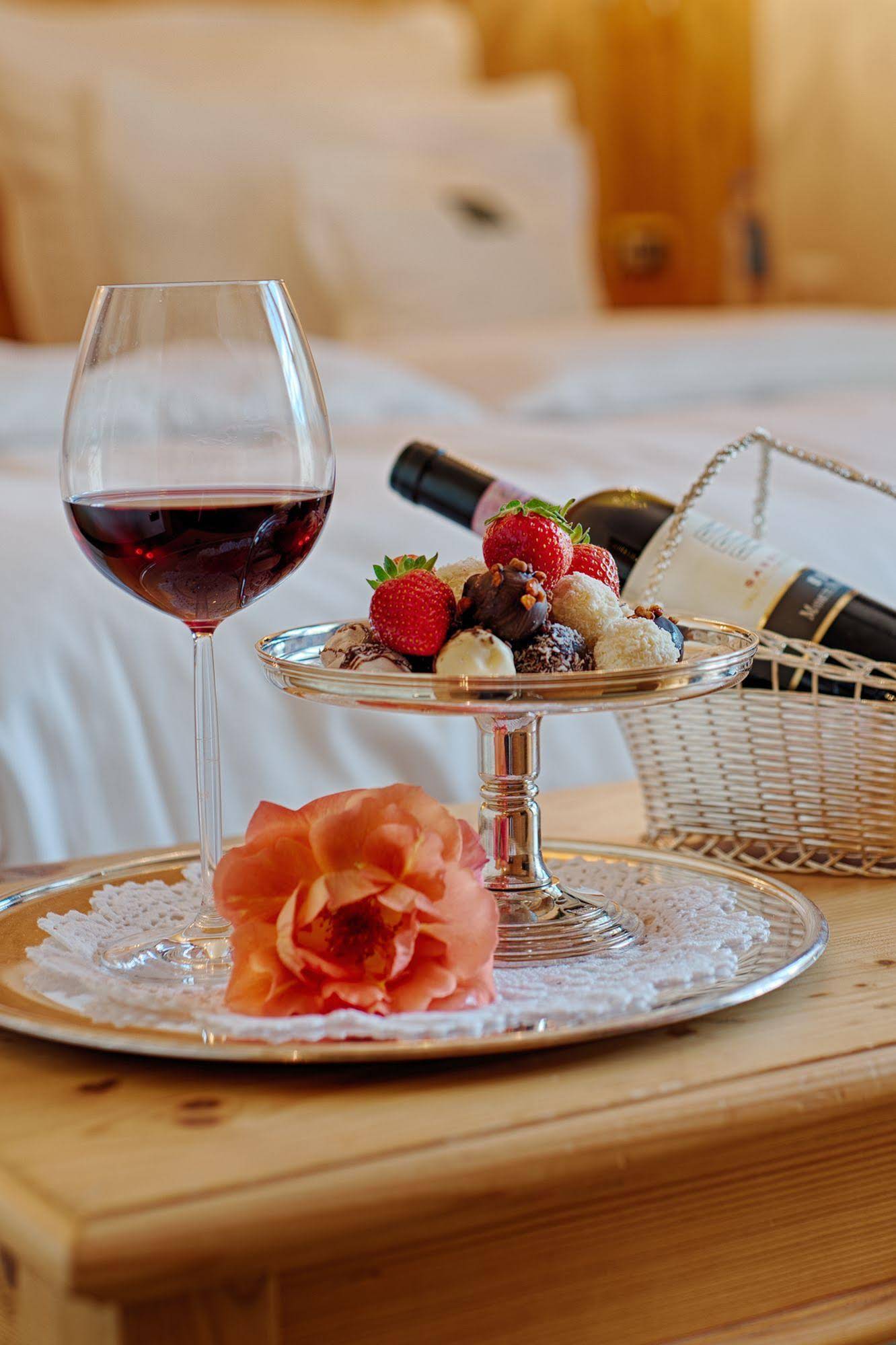 Alpenpalace Luxury Hideaway & Spa Retreat