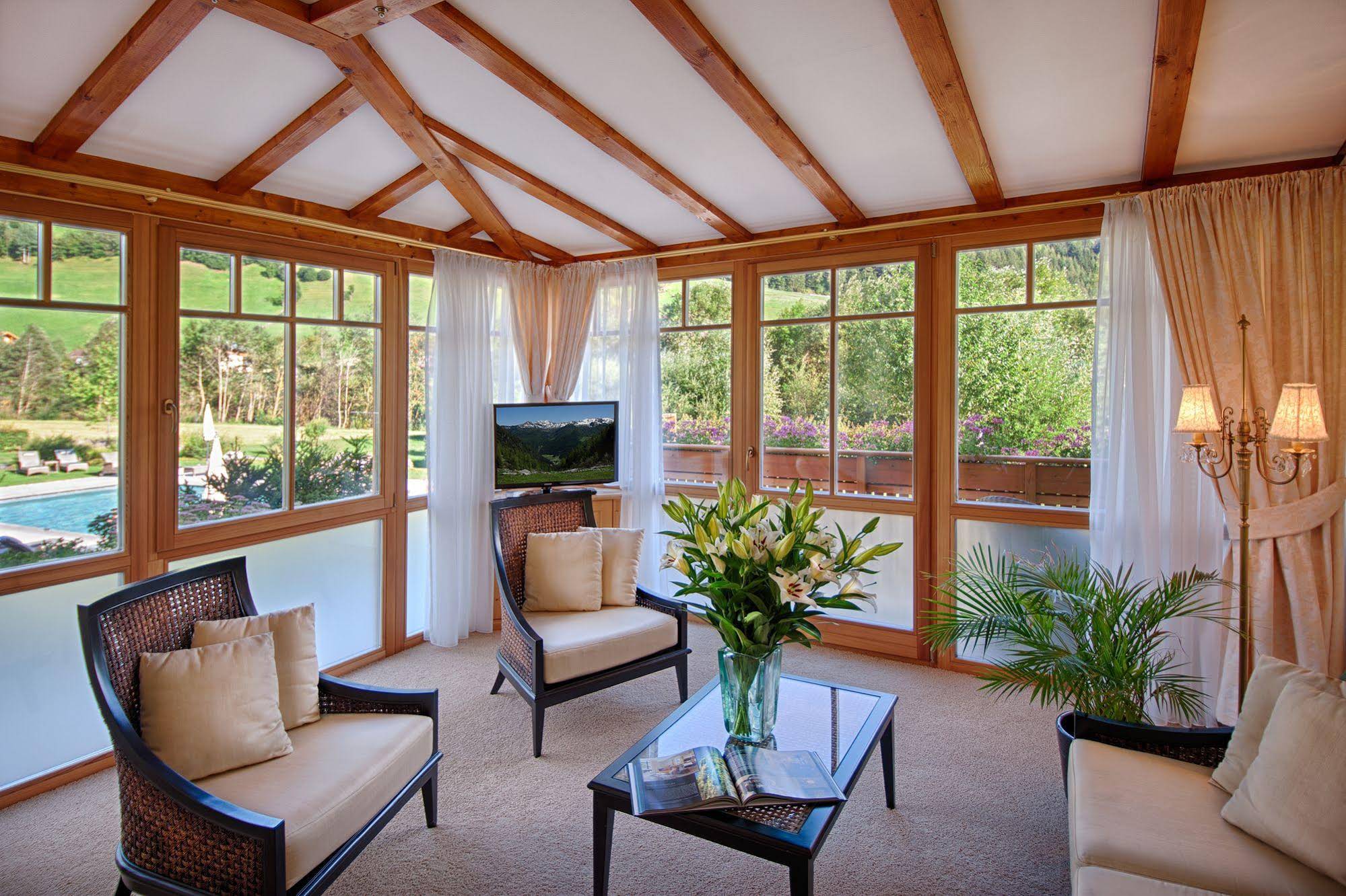 Alpenpalace Luxury Hideaway & Spa Retreat