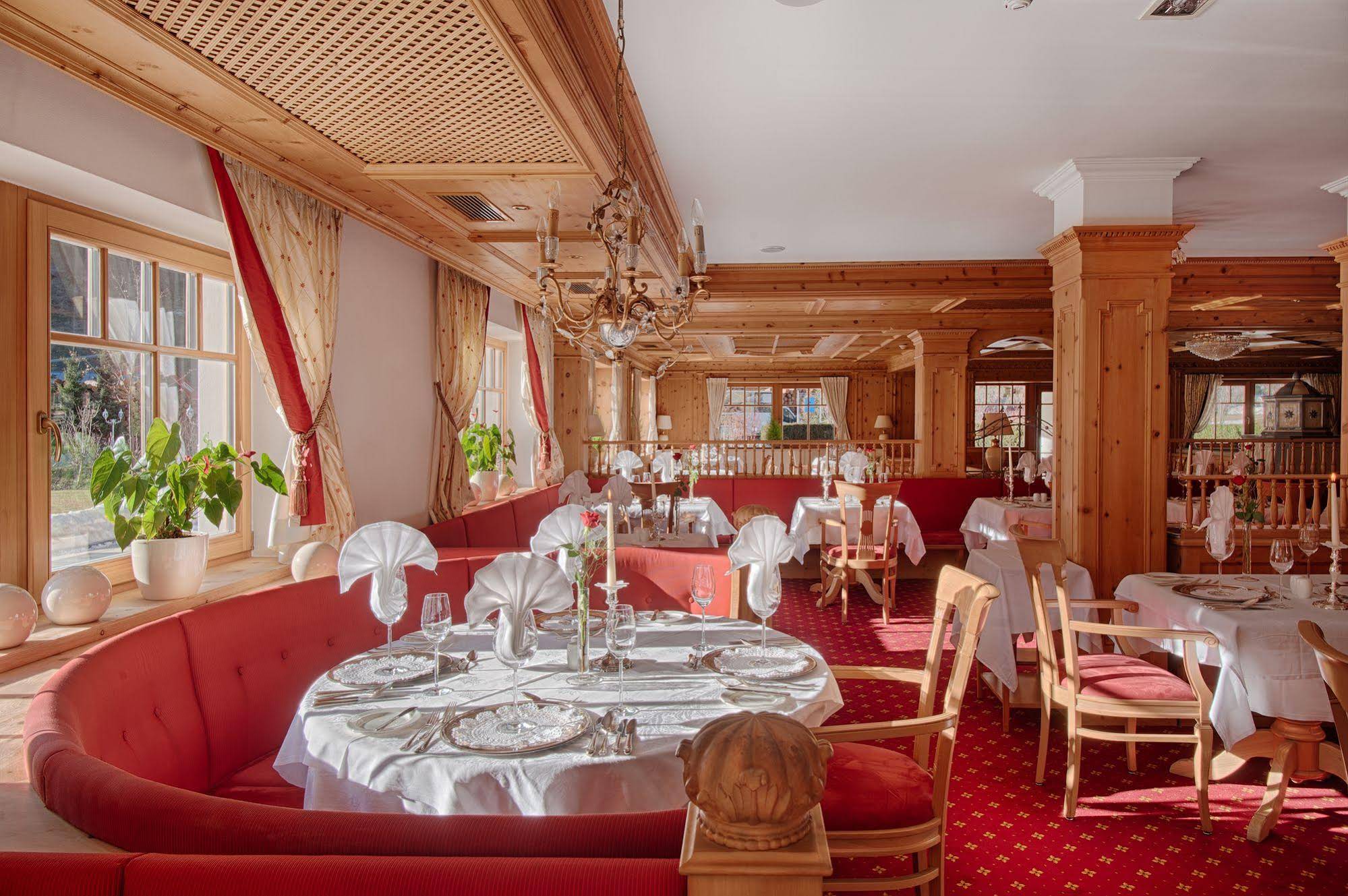Alpenpalace Luxury Hideaway & Spa Retreat