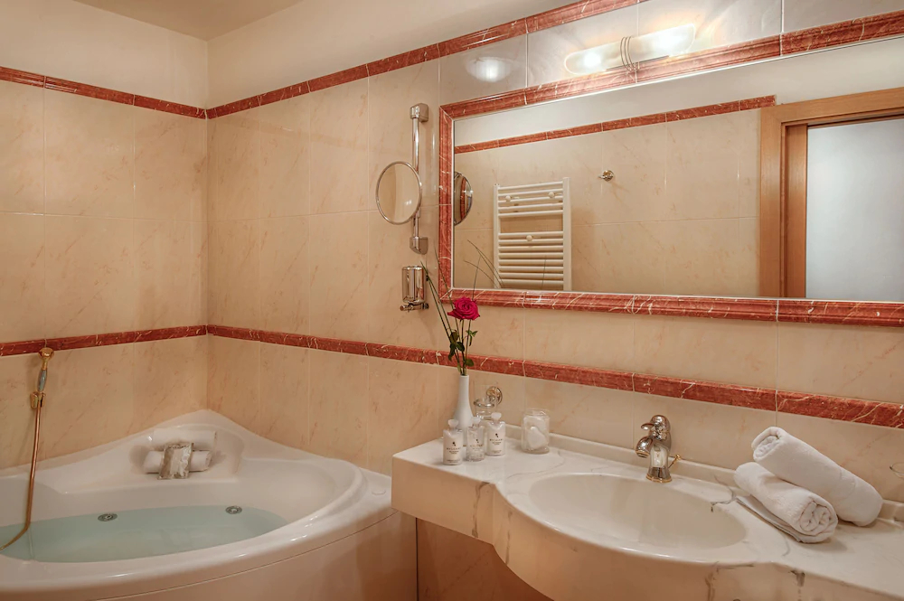 Alpin Royal Wellness Refugium & Resort Hotel