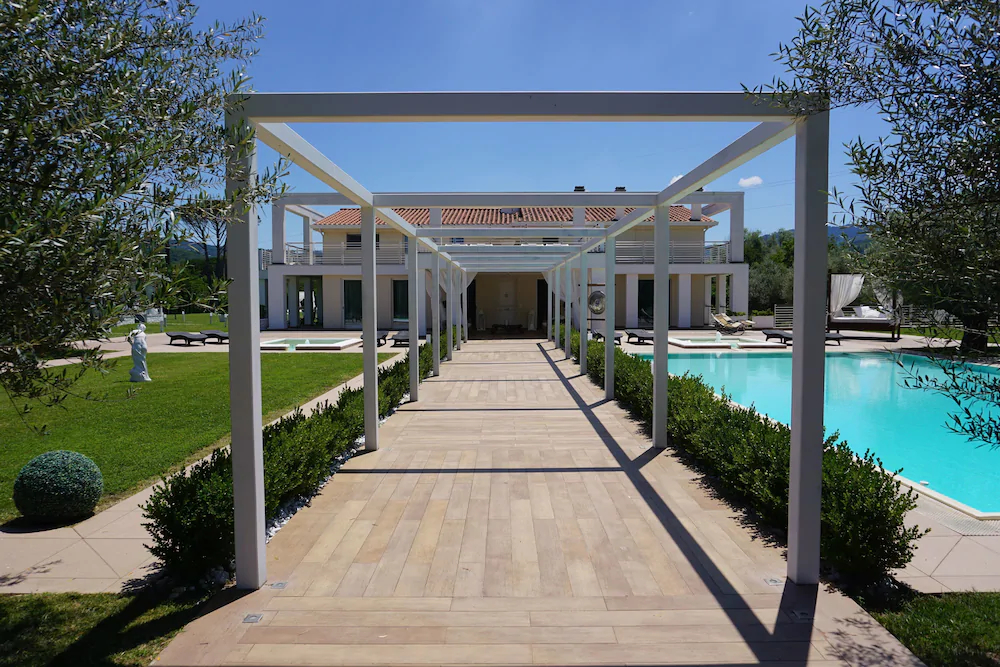 iConic Resort
