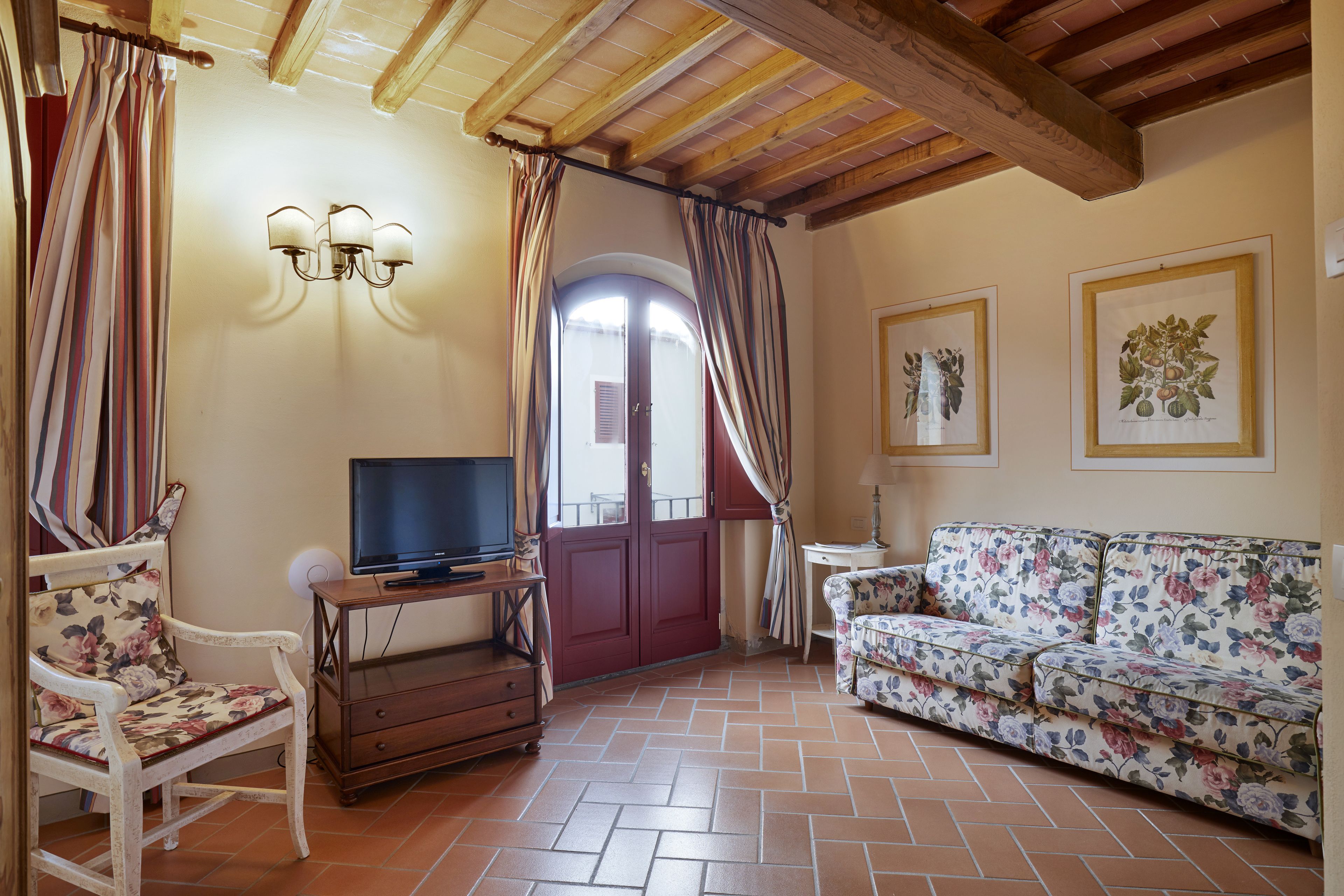 Tenuta di Artimino - Borgo