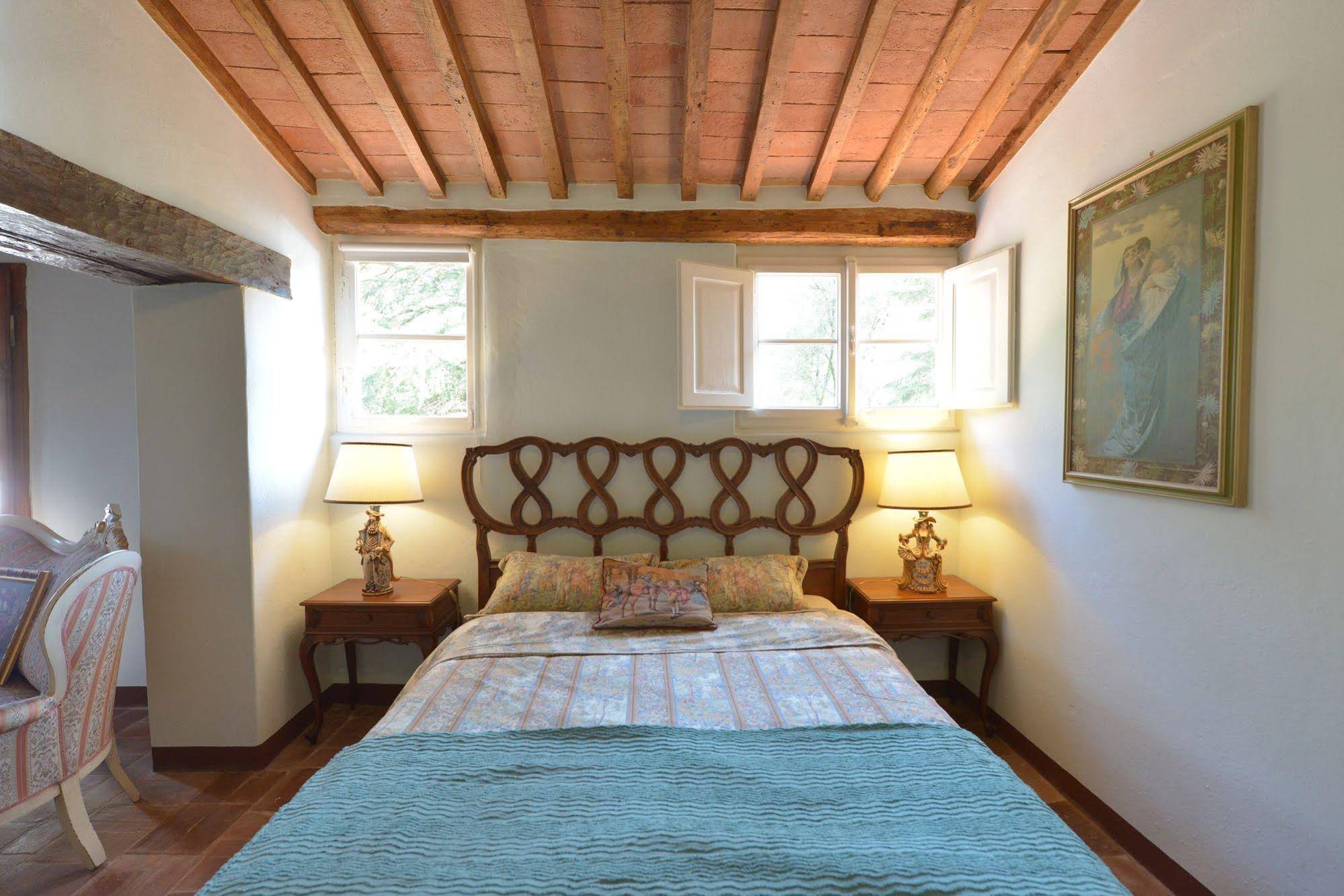 Villa Lucchesi