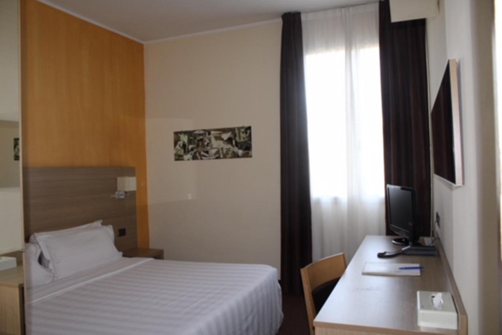 B&B HOTEL First