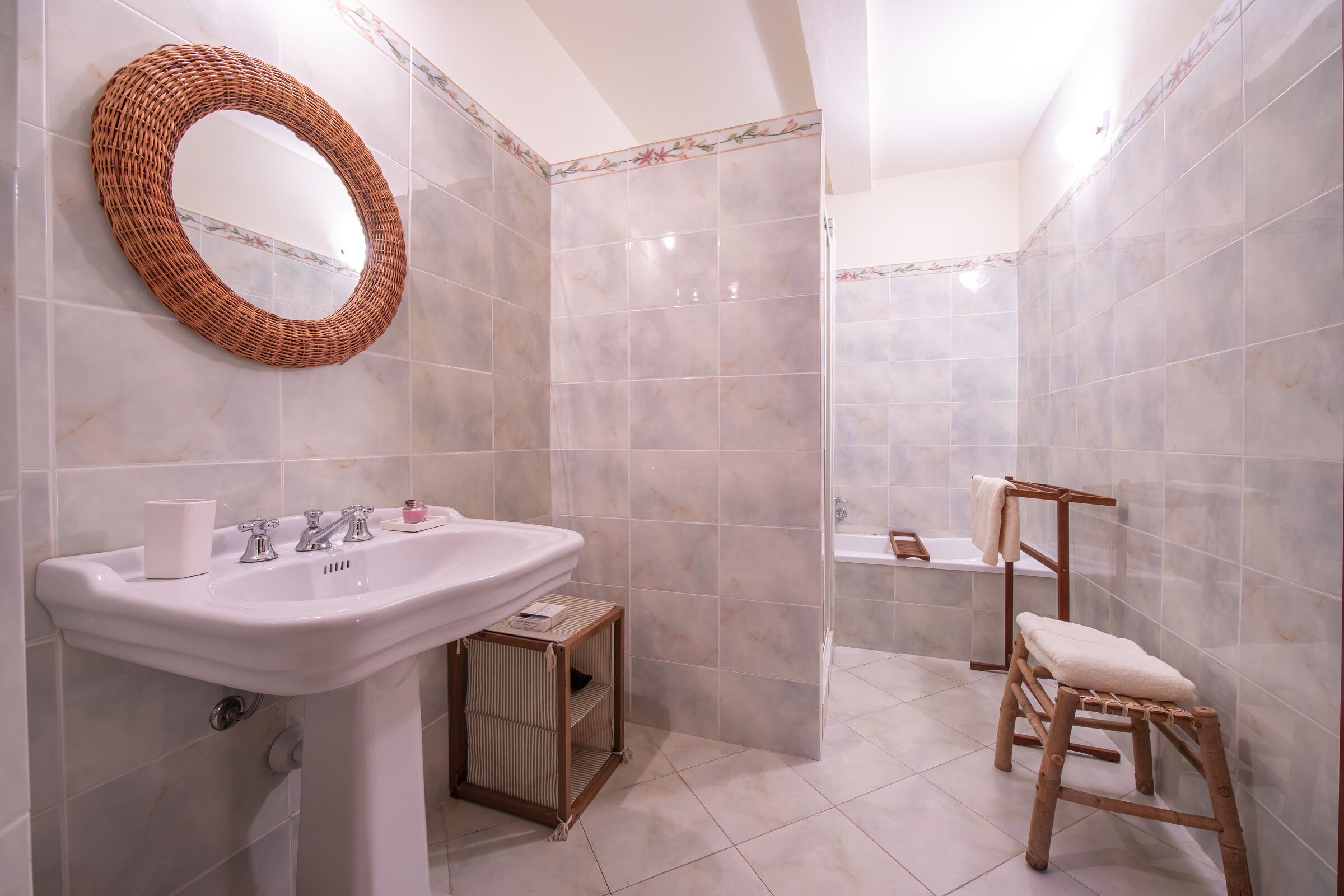 Villa Anna Montebello With Pool