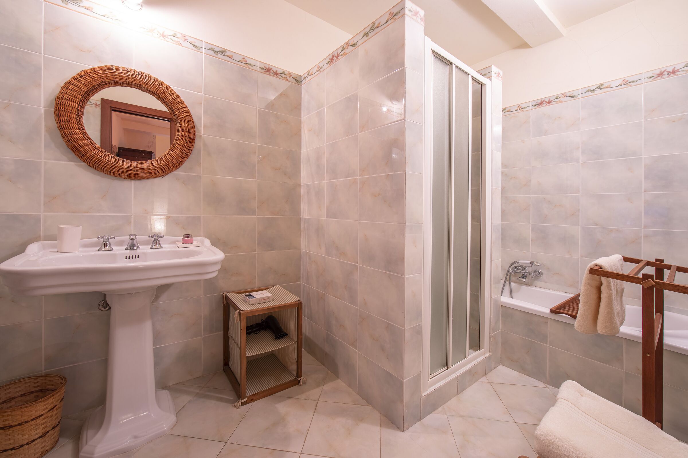 Villa Anna Montebello With Pool