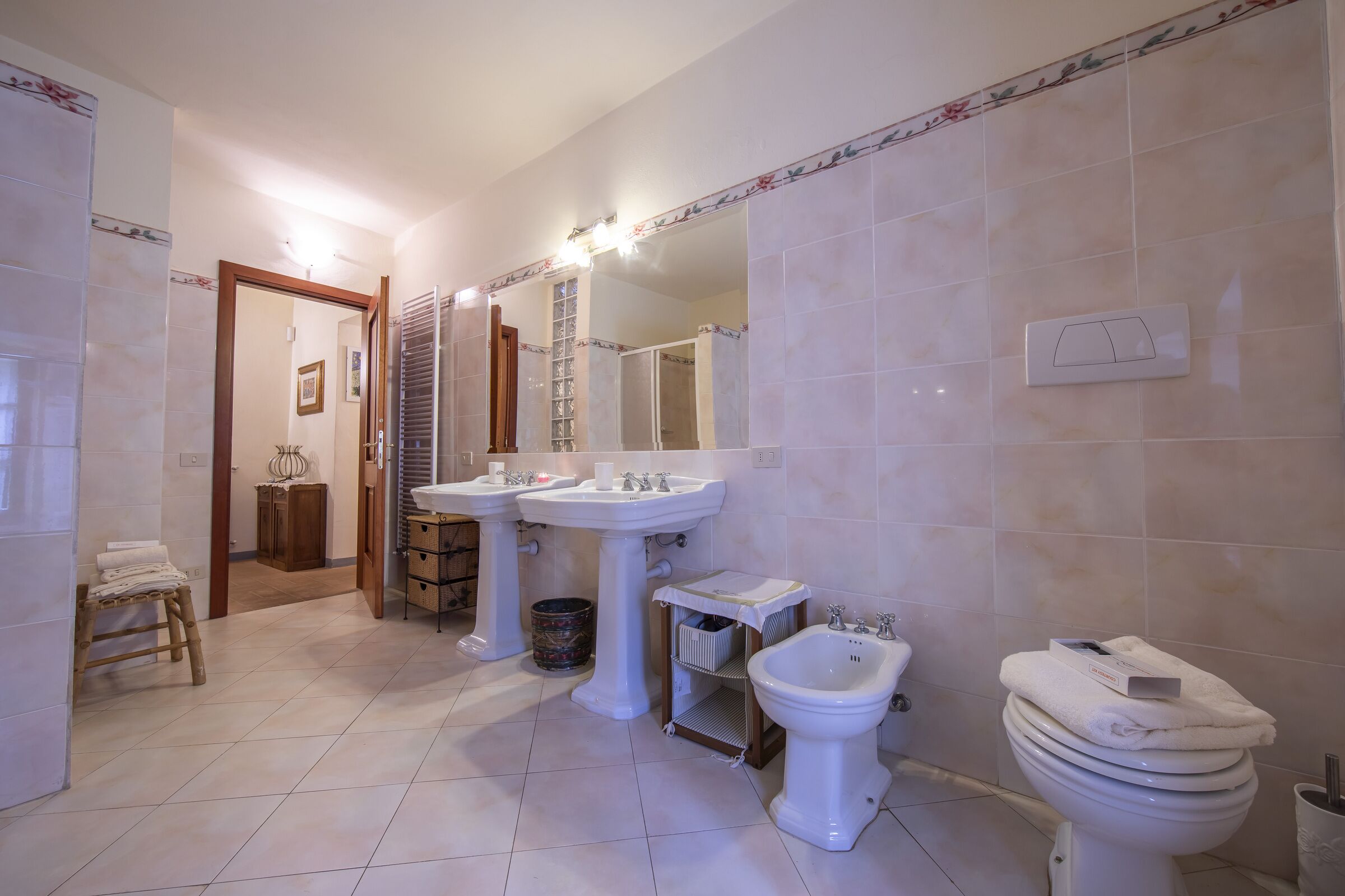 Villa Anna Montebello With Pool