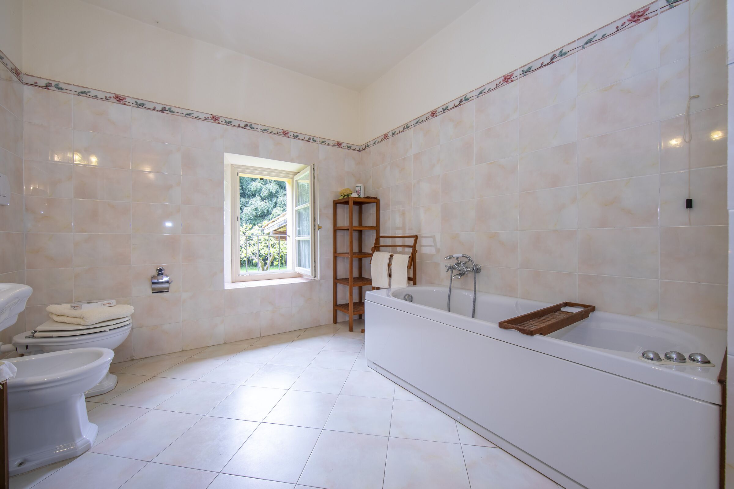 Villa Anna Montebello With Pool