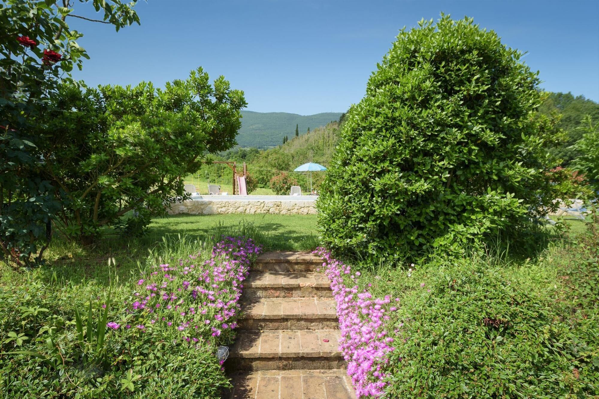 Podere Madonna Di Mezzo 6 by Emma Villas