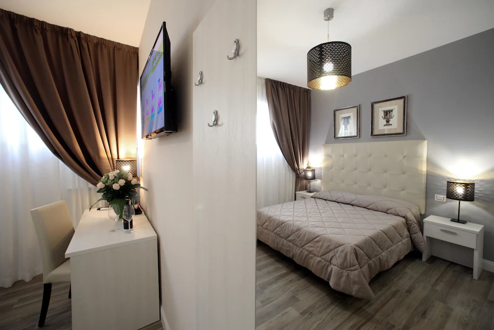 Alderotti Home