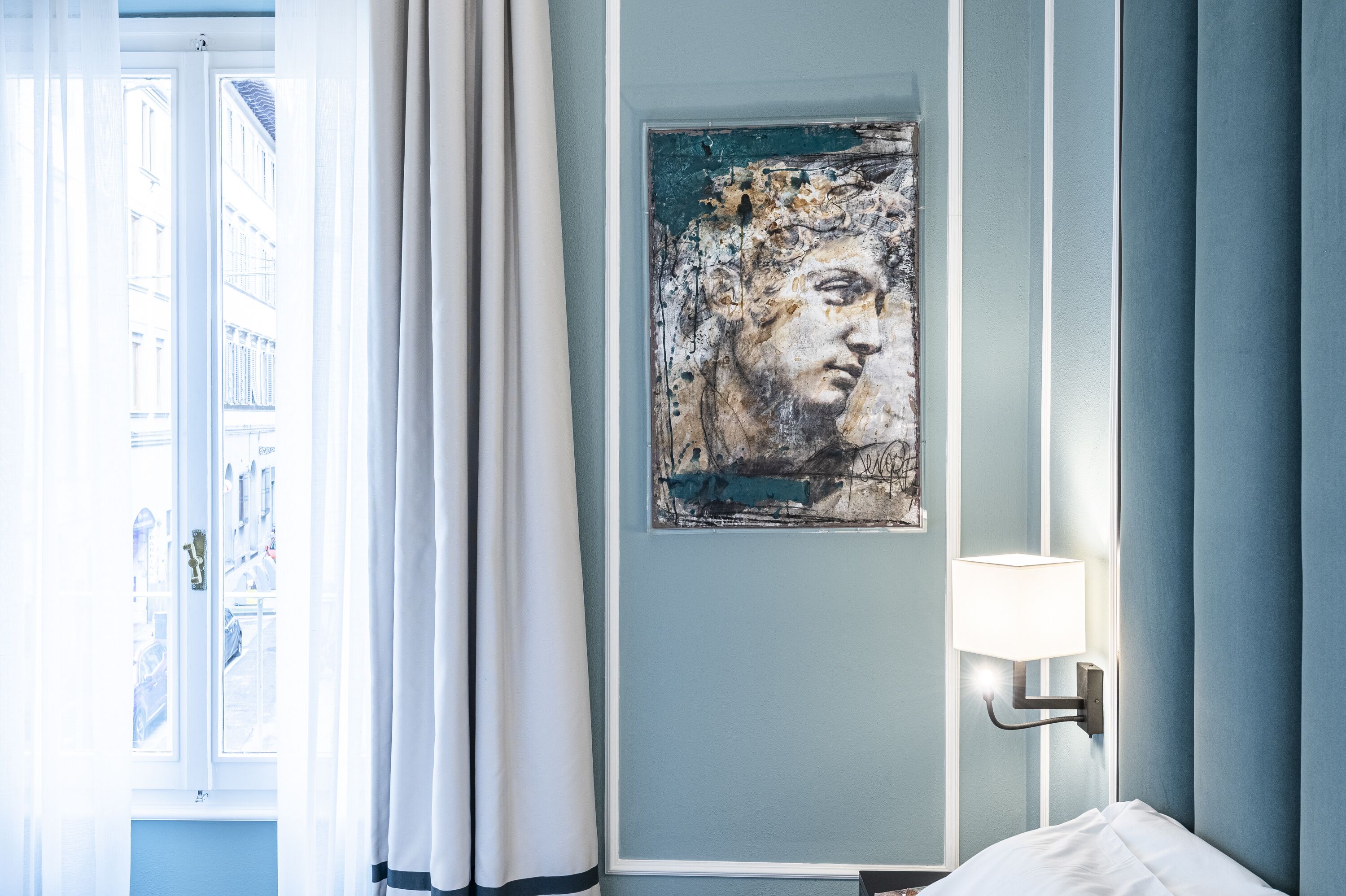 Glimpse Hotel