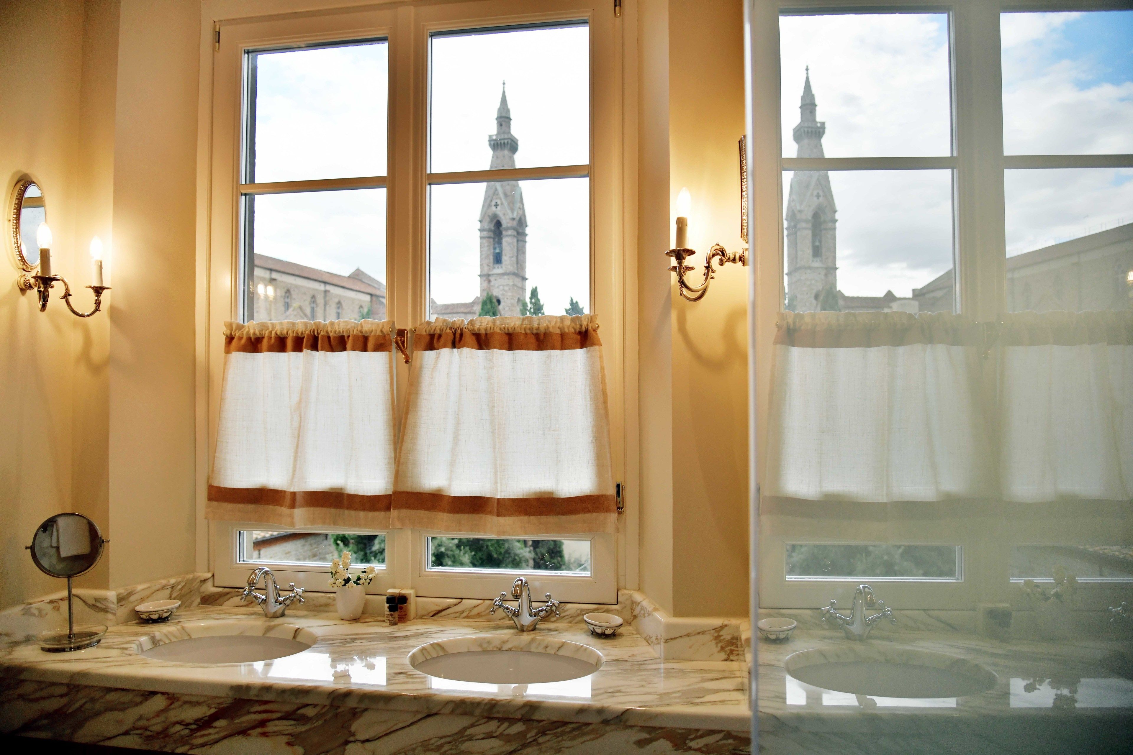 La Croce D'oro Apartments