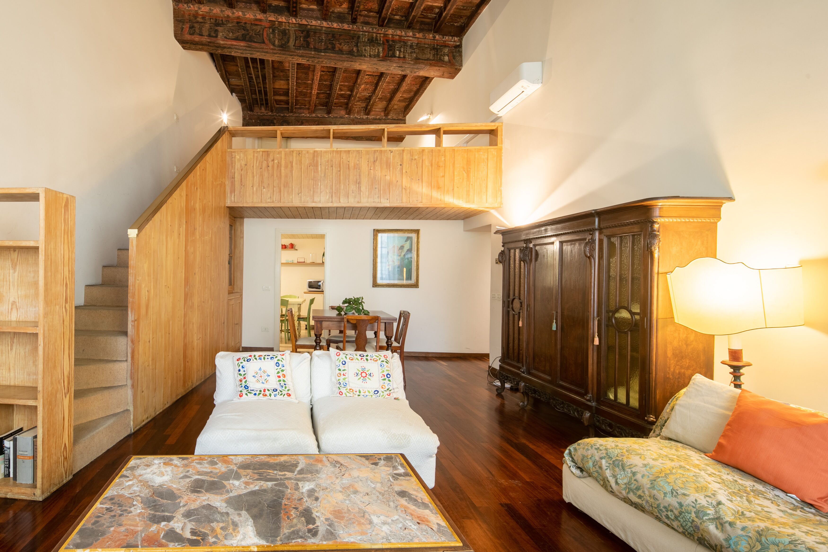 Maggio Art Apartments