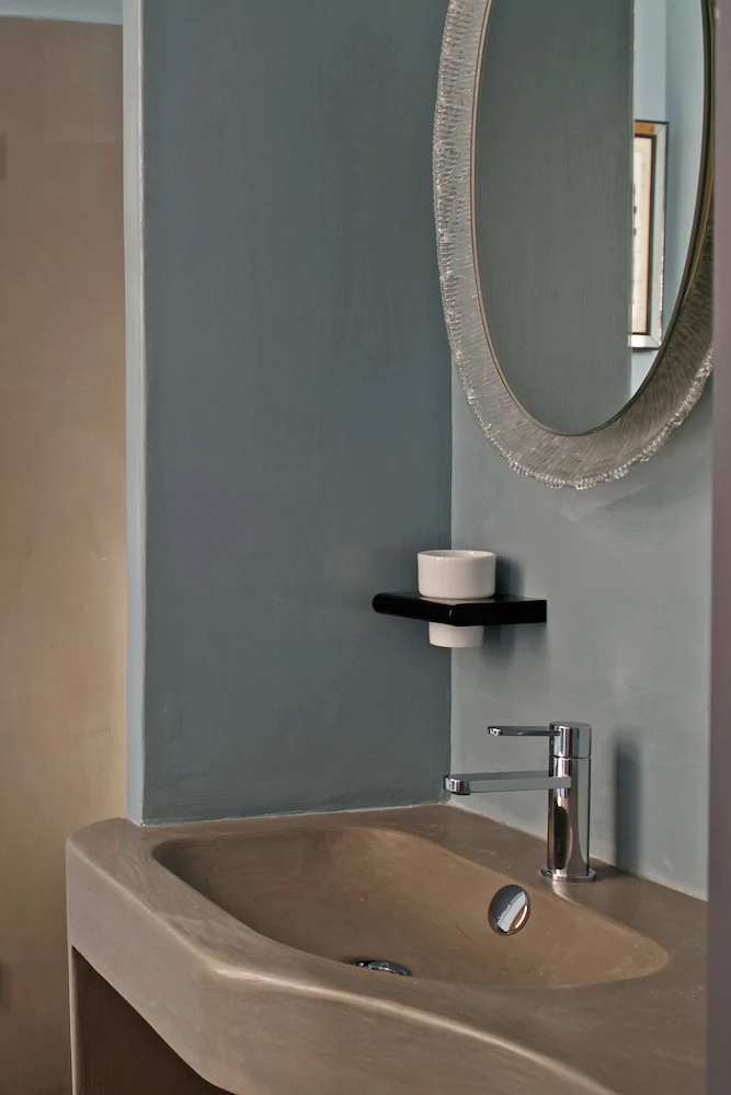 Porcellino Gallery Art Boutique B&B