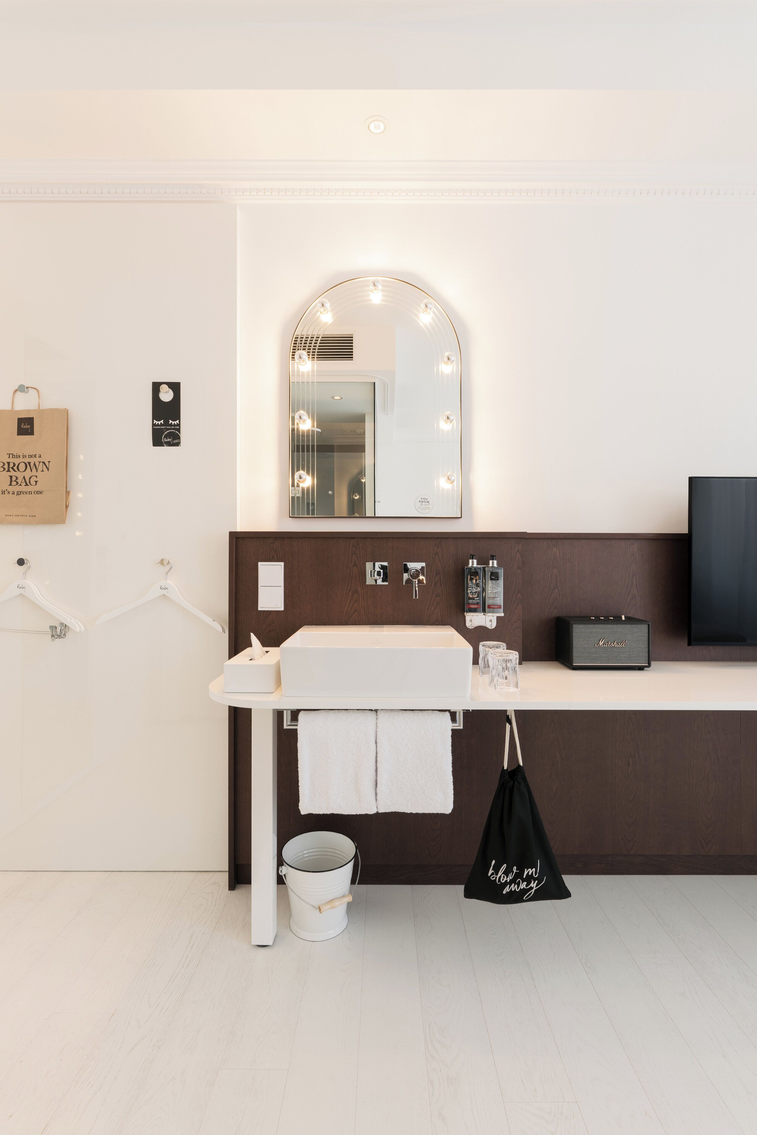 Ruby Bea Hotel & Bar