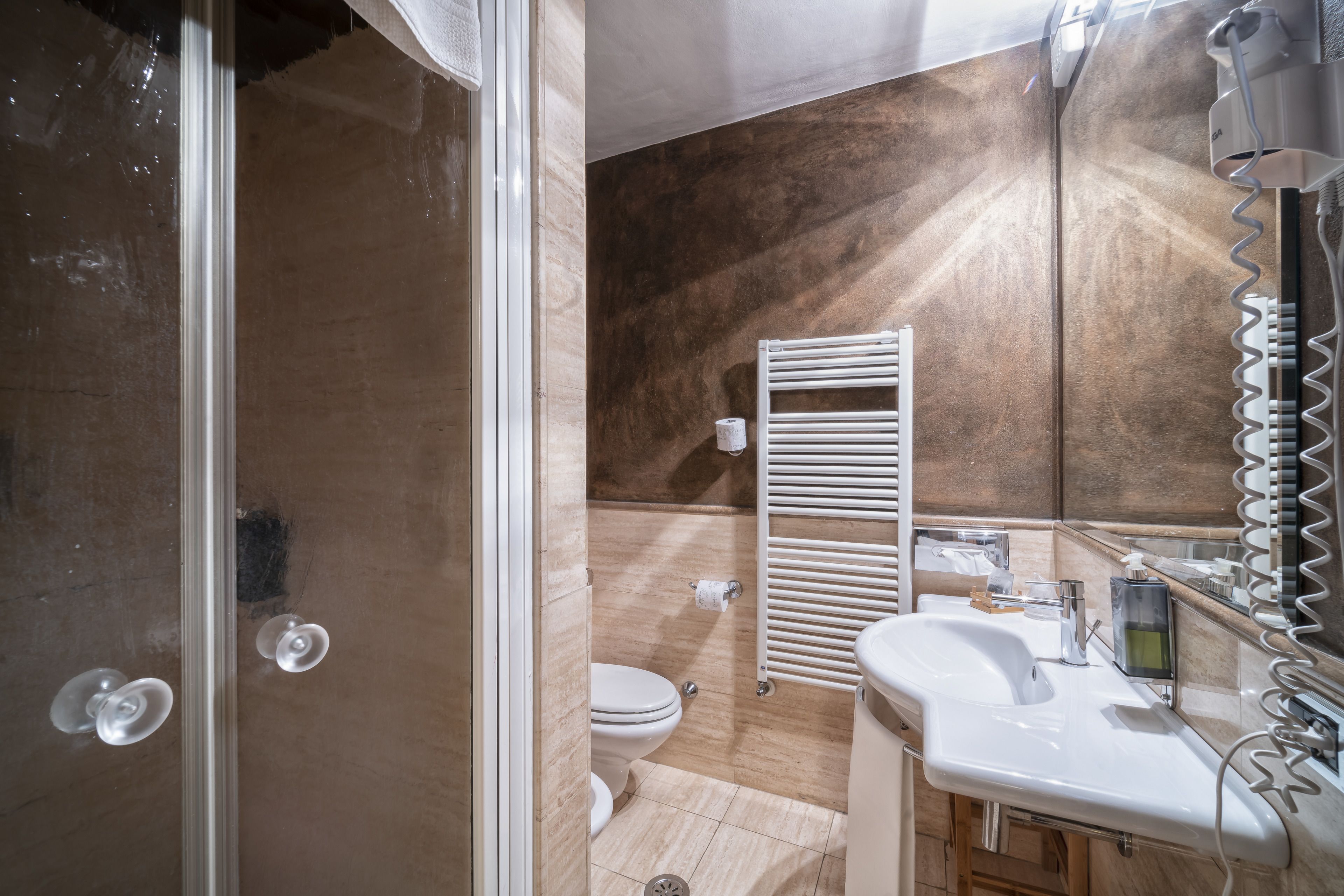 Solo Experience Hotel