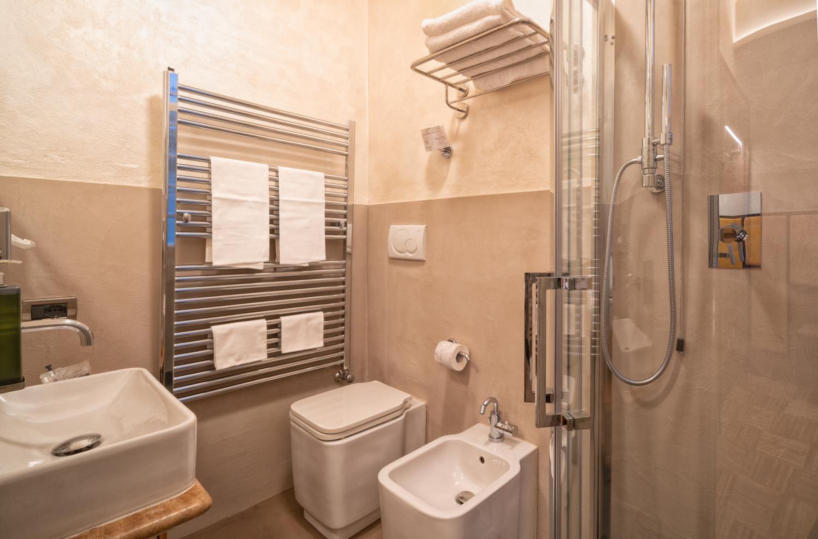 Solo Experience Hotel