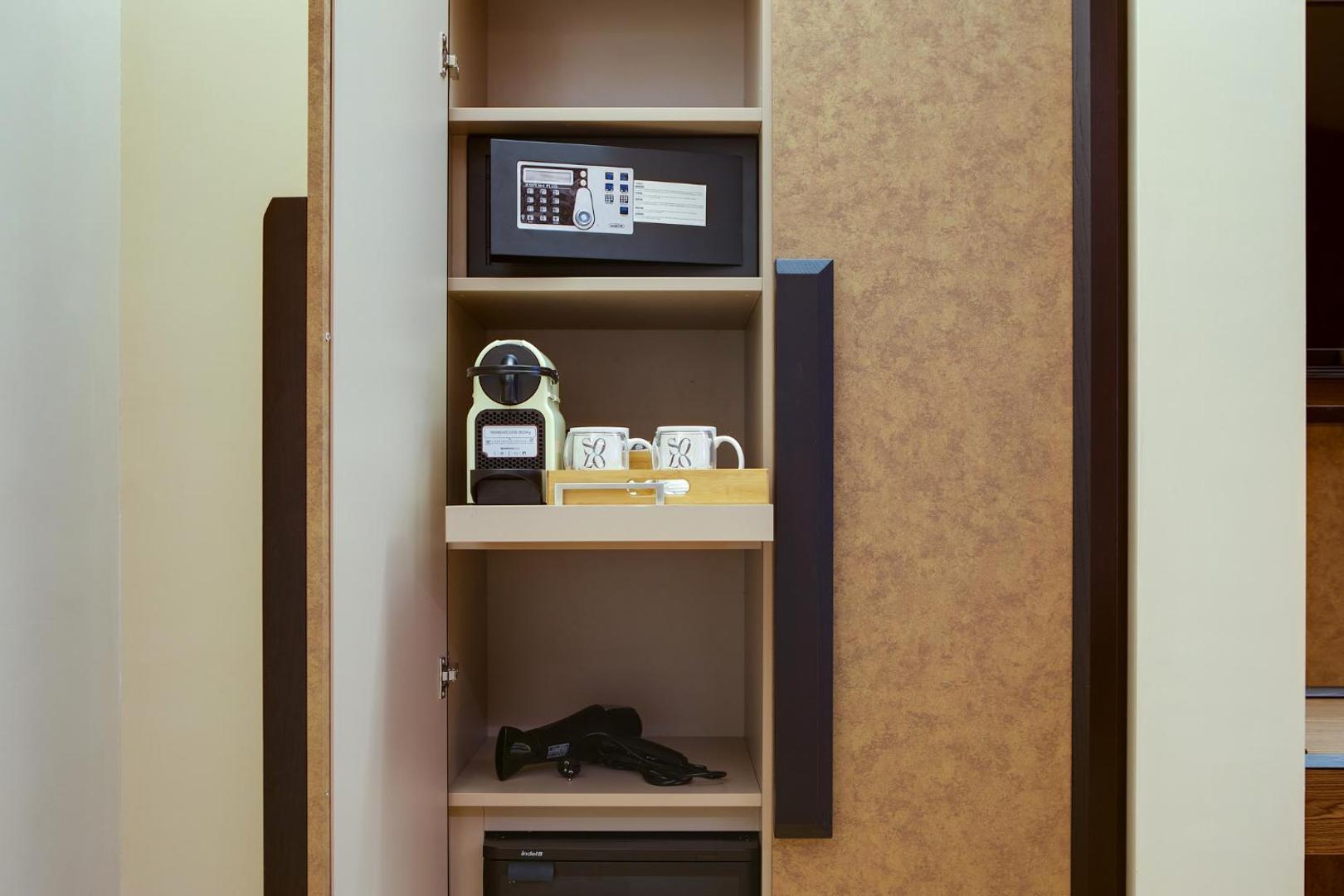 Solo Experience Hotel