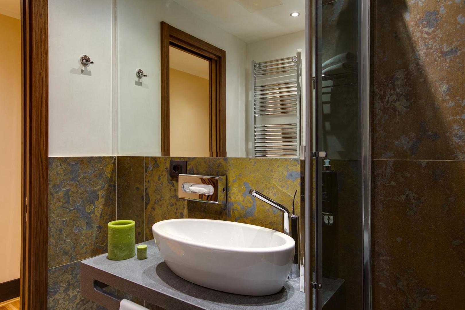 Solo Experience Hotel