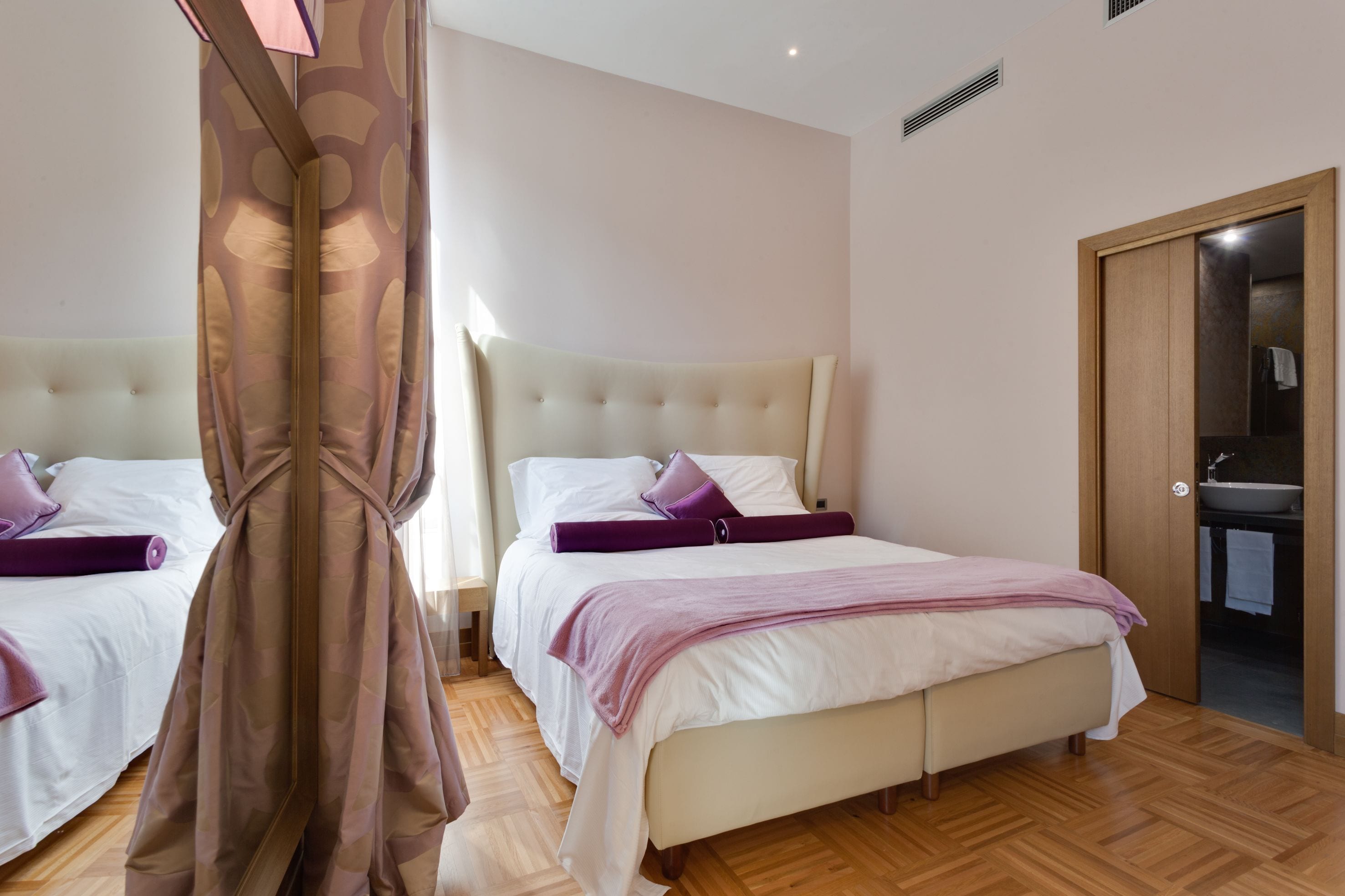 Solo Experience Hotel