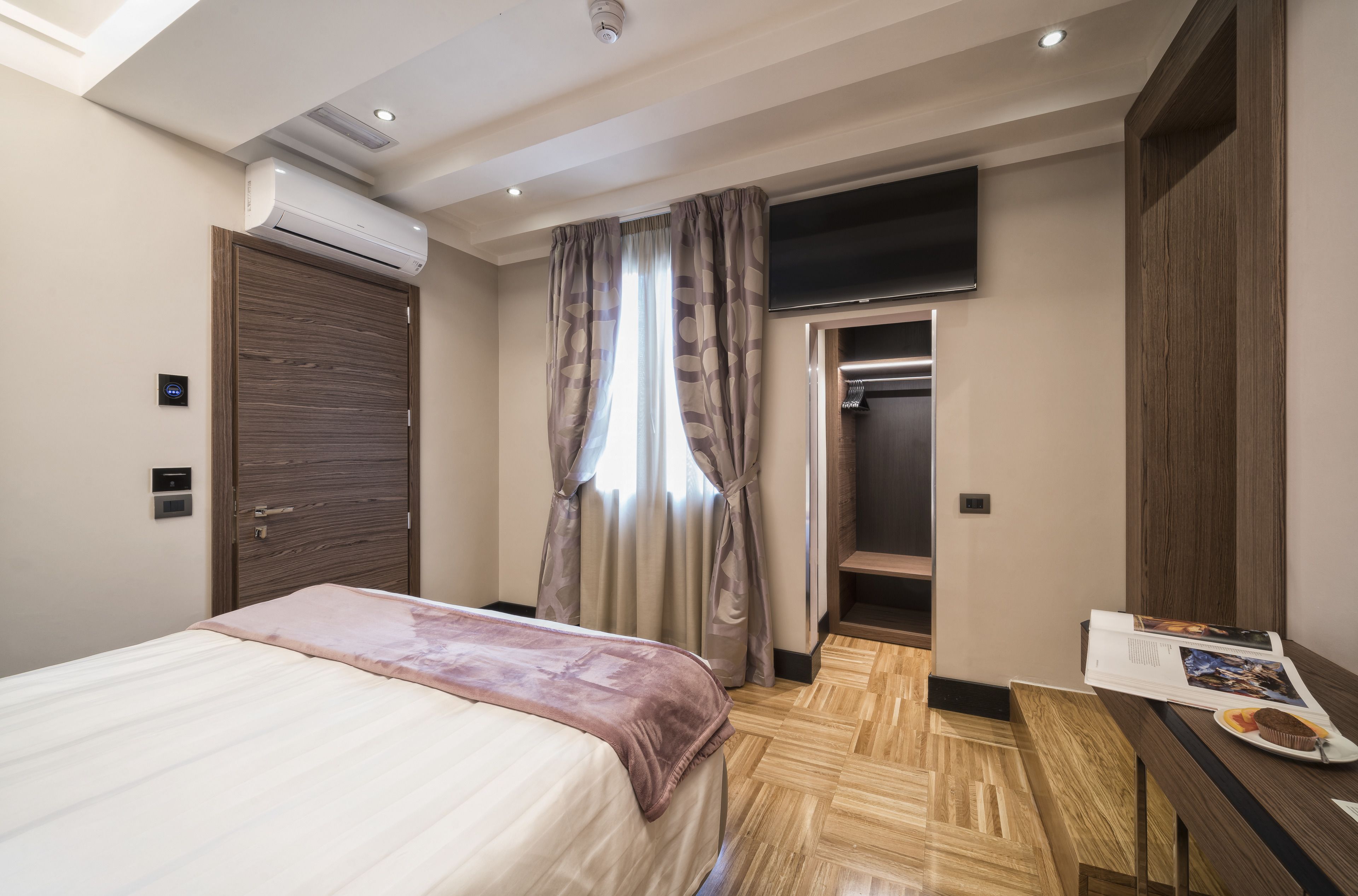 Solo Experience Hotel