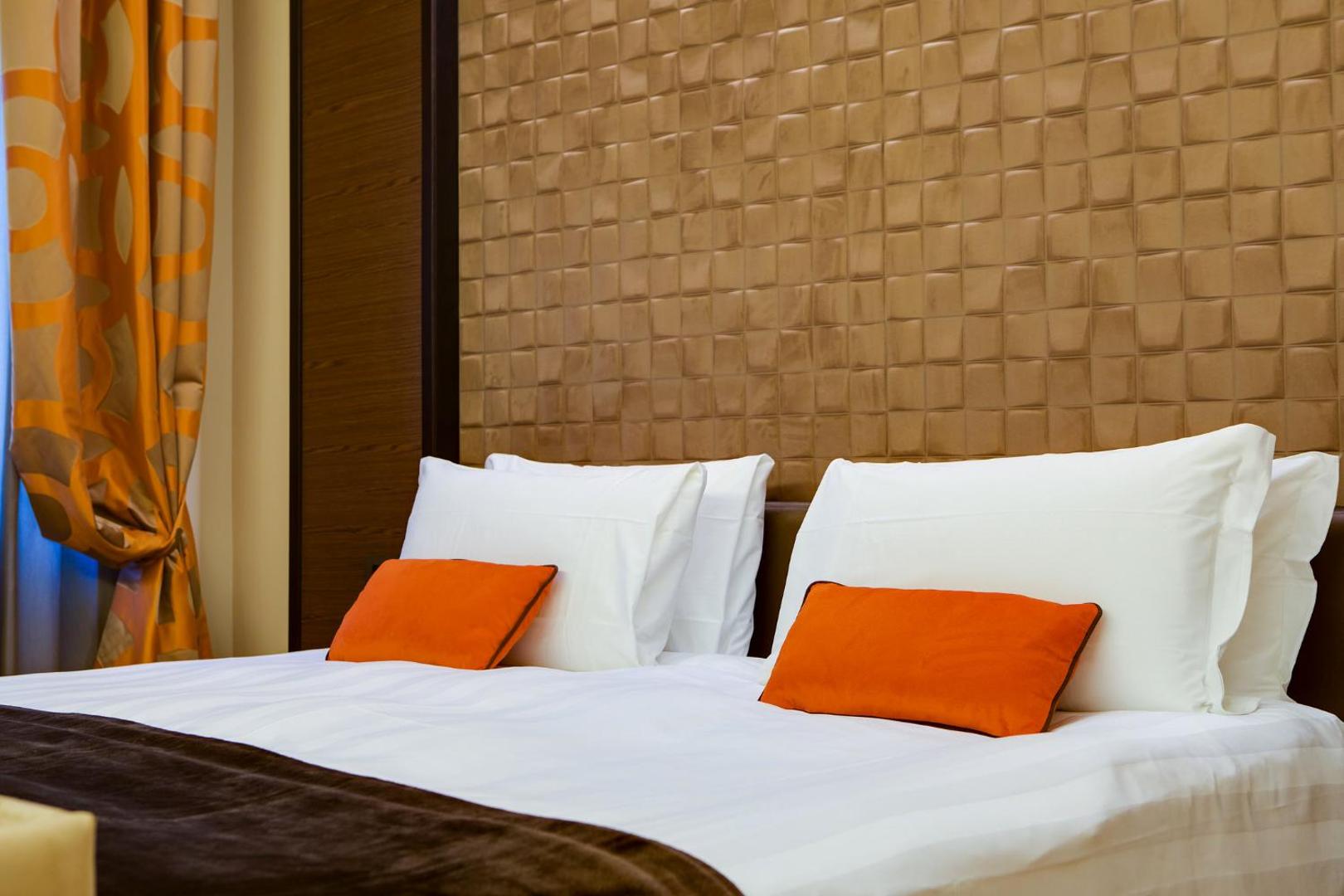 Solo Experience Hotel