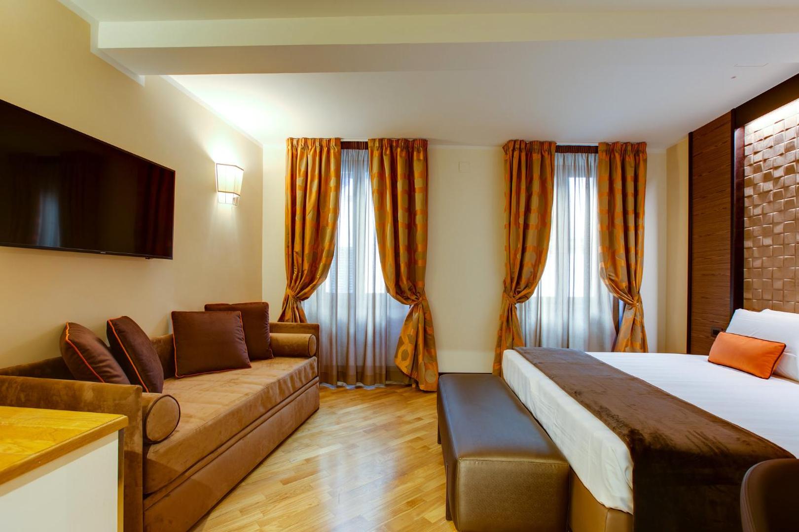 Solo Experience Hotel