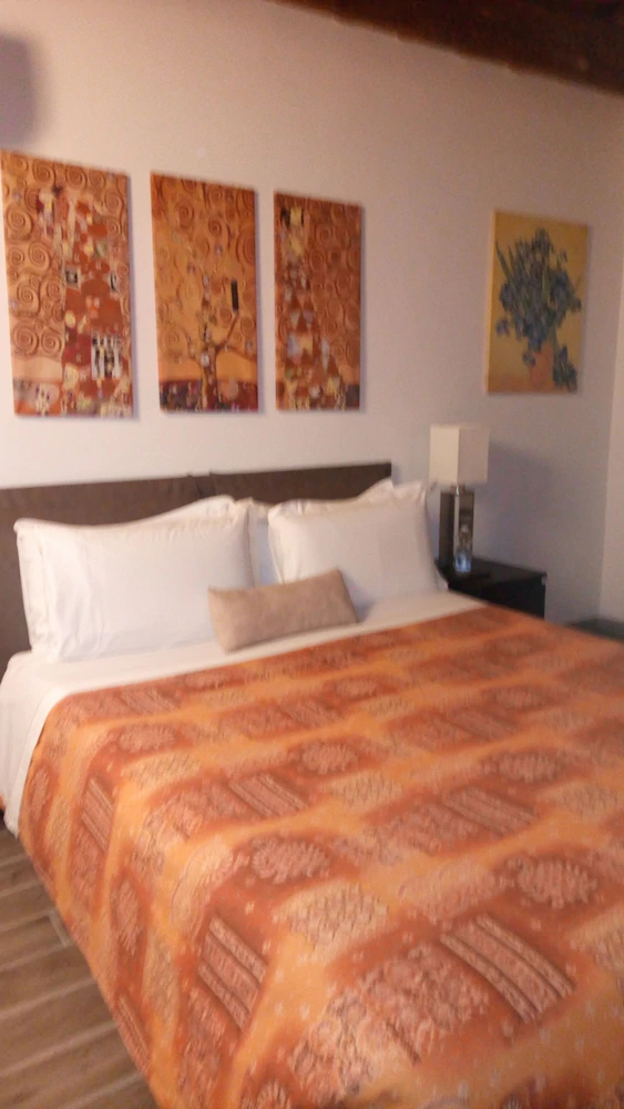 SunHouse Guest House