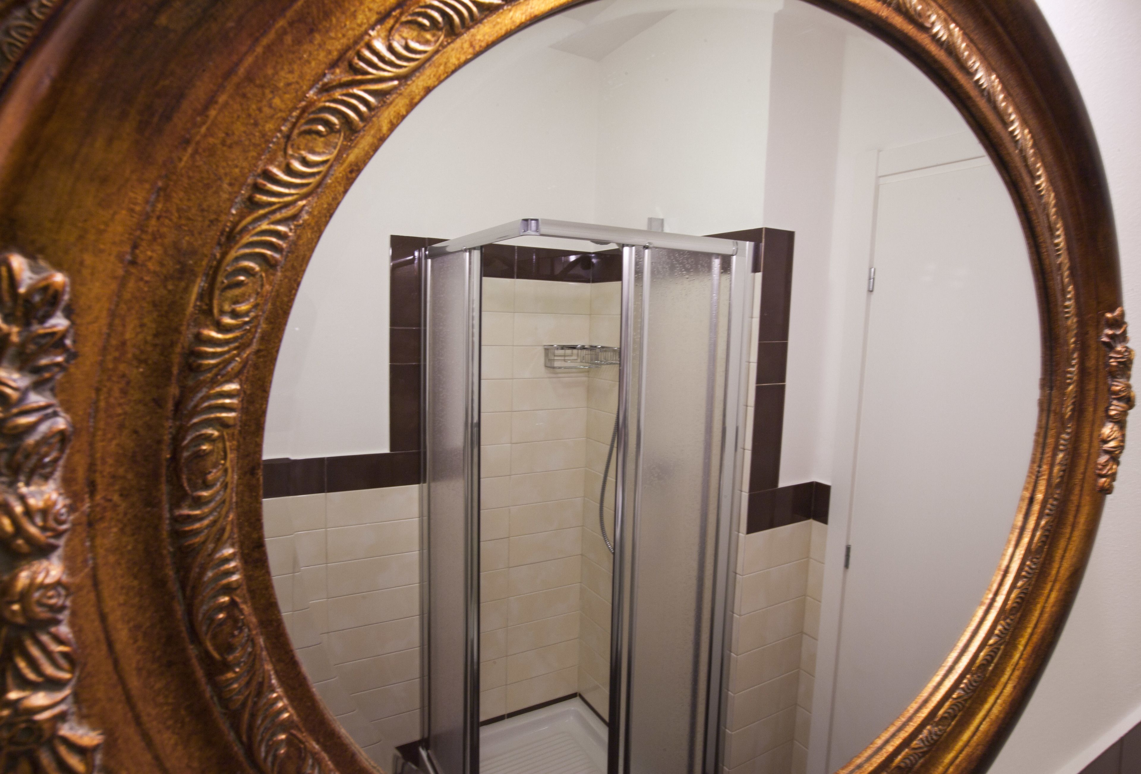 The Golden House Florence Suite