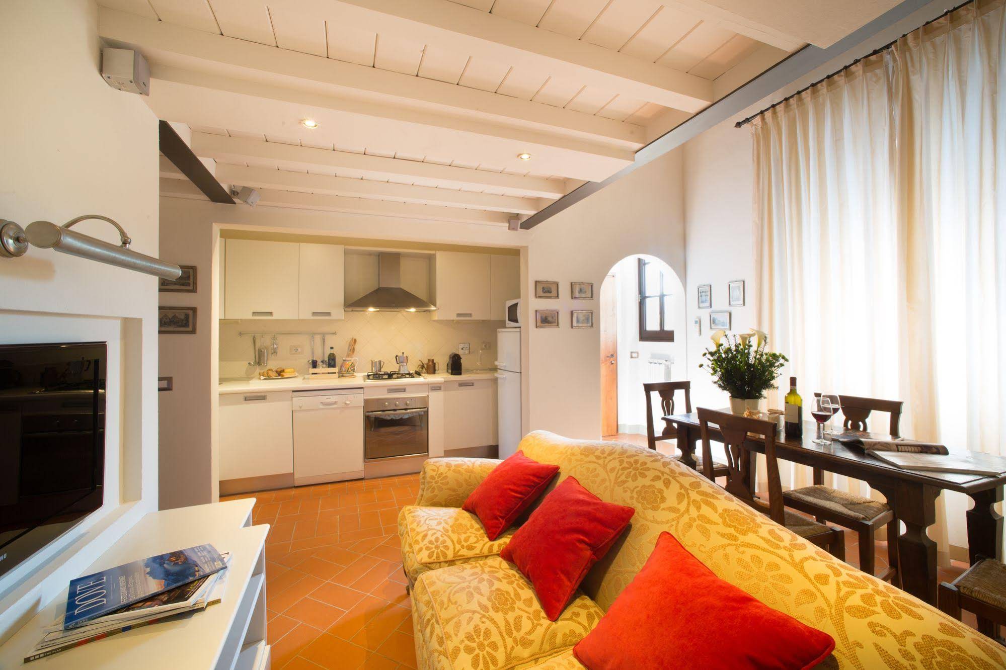 Villa Torre Rossa Apartments